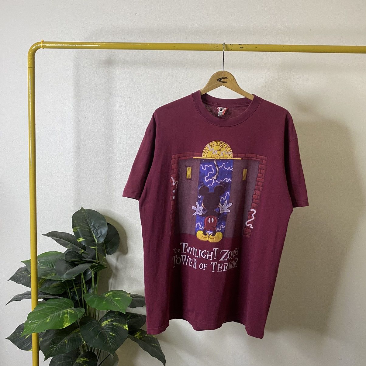 Disney 1990s Disney The Twillight Zone Tower Of Terror Tshirt Size US L / EU 52-54 / 3 - 1 Thumbnail