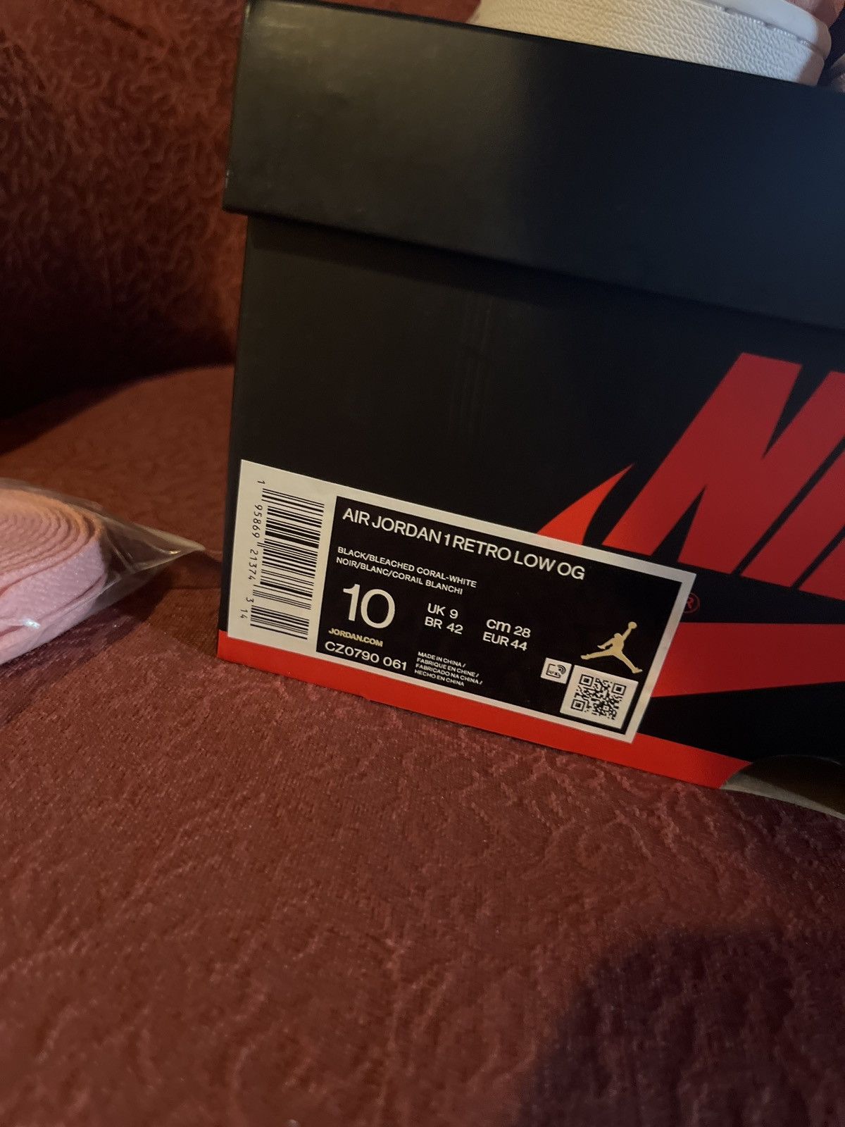 Jordan Brand × Nike Jordan 1 Low ‘Bleached Coral’ Size US 10 / EU 43 - 6 Thumbnail