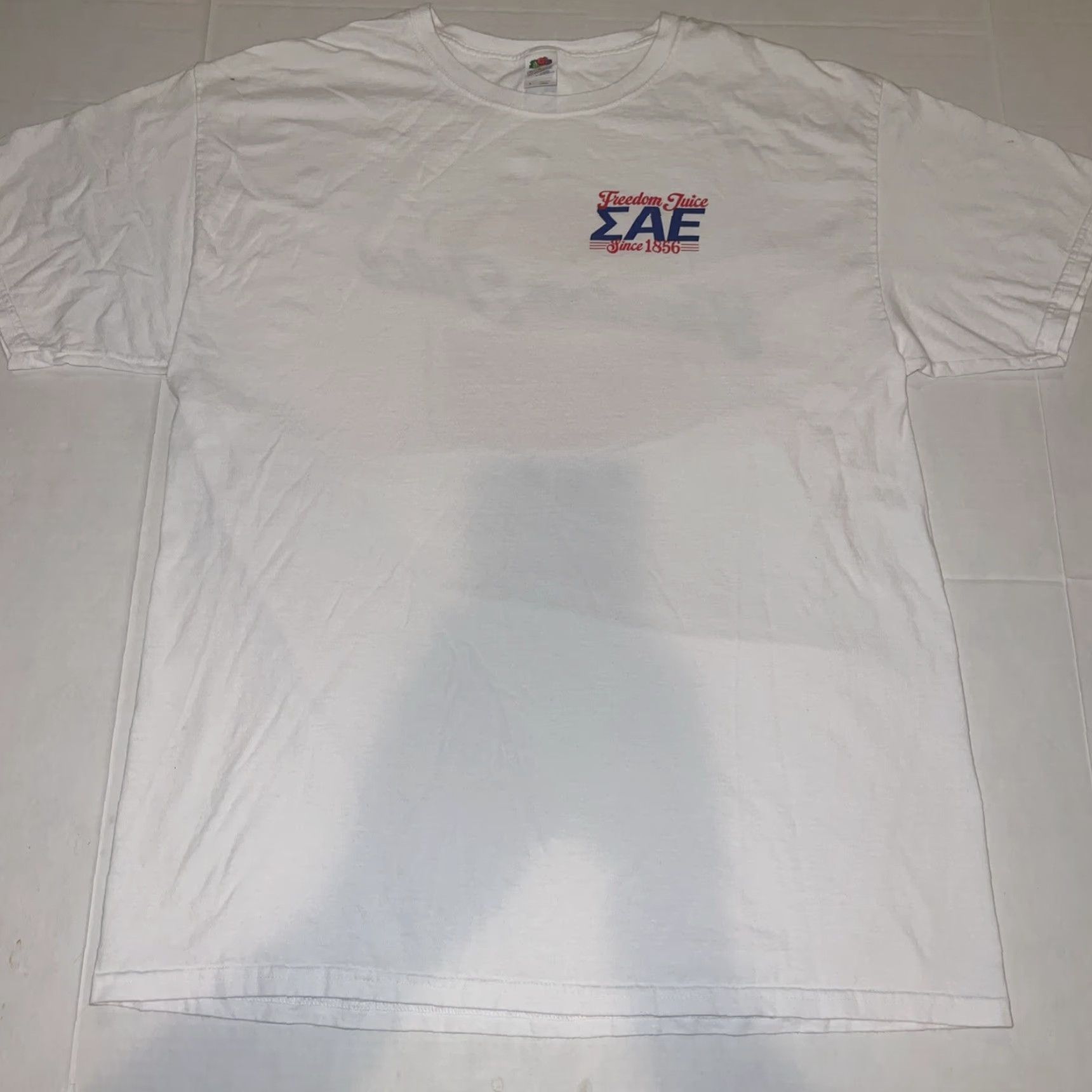Fruit Of The Loom VINTAGE UCLA Bruins SAE Sigma Alpha Epsilon Fraternity Freedom Juice Parody Shirt L Men White Cotton Graphic Tee Size US L / EU 52-54 / 3 - 3 Thumbnail