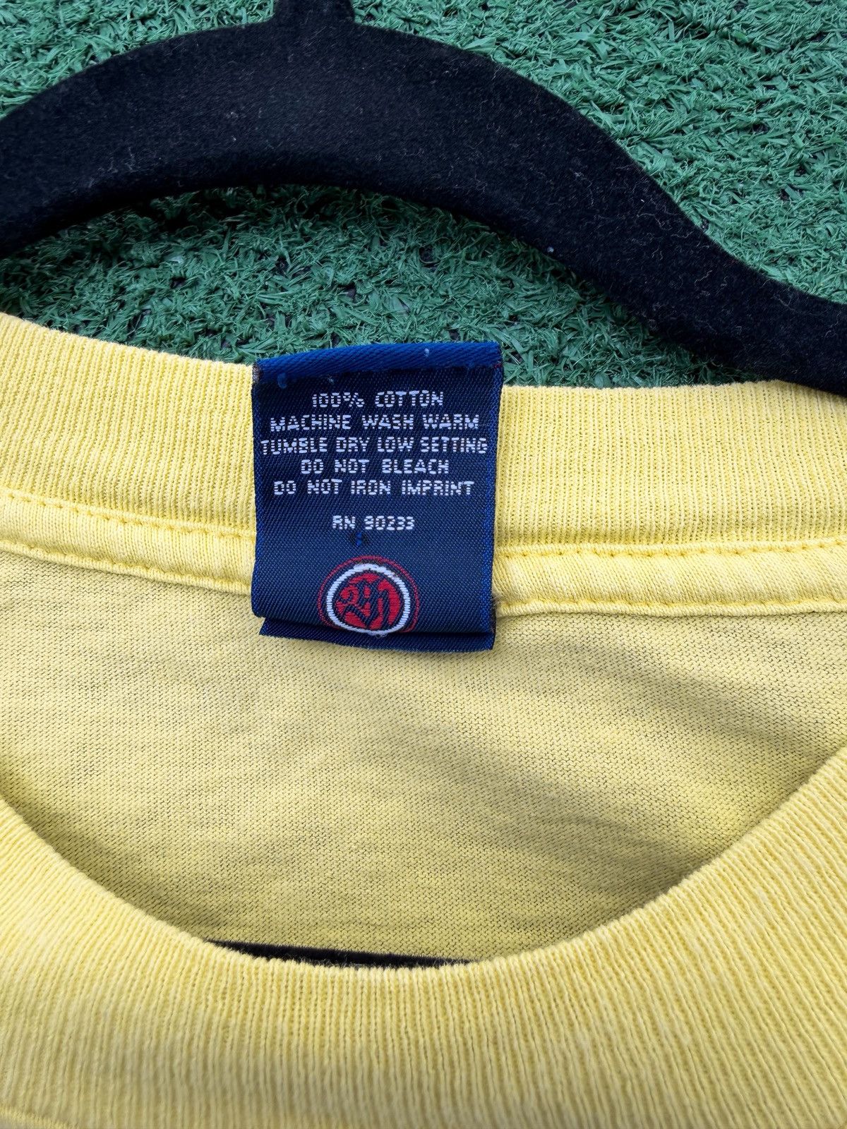 Bullhead Denim Co. Vintage Y2K Bullhead Surf T-Shirt Men’s XL Yellow Cropped Size US XL / EU 56 / 4 - 7 Thumbnail