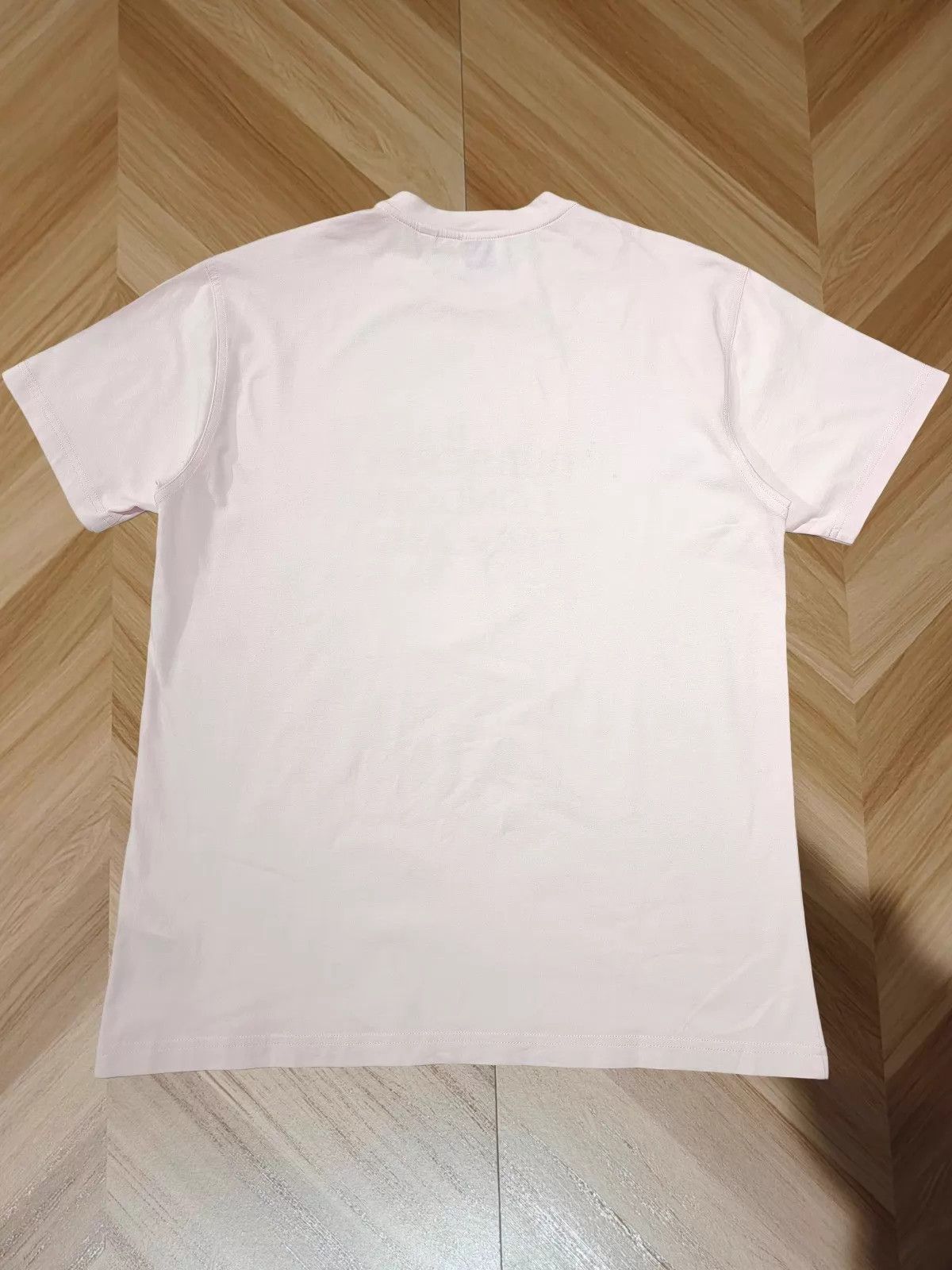 Burberry Burberry 99new authentic short sleeve tee XS fits like S Size XS / US 0-2 / IT 36-38 - 2 Thumbnail