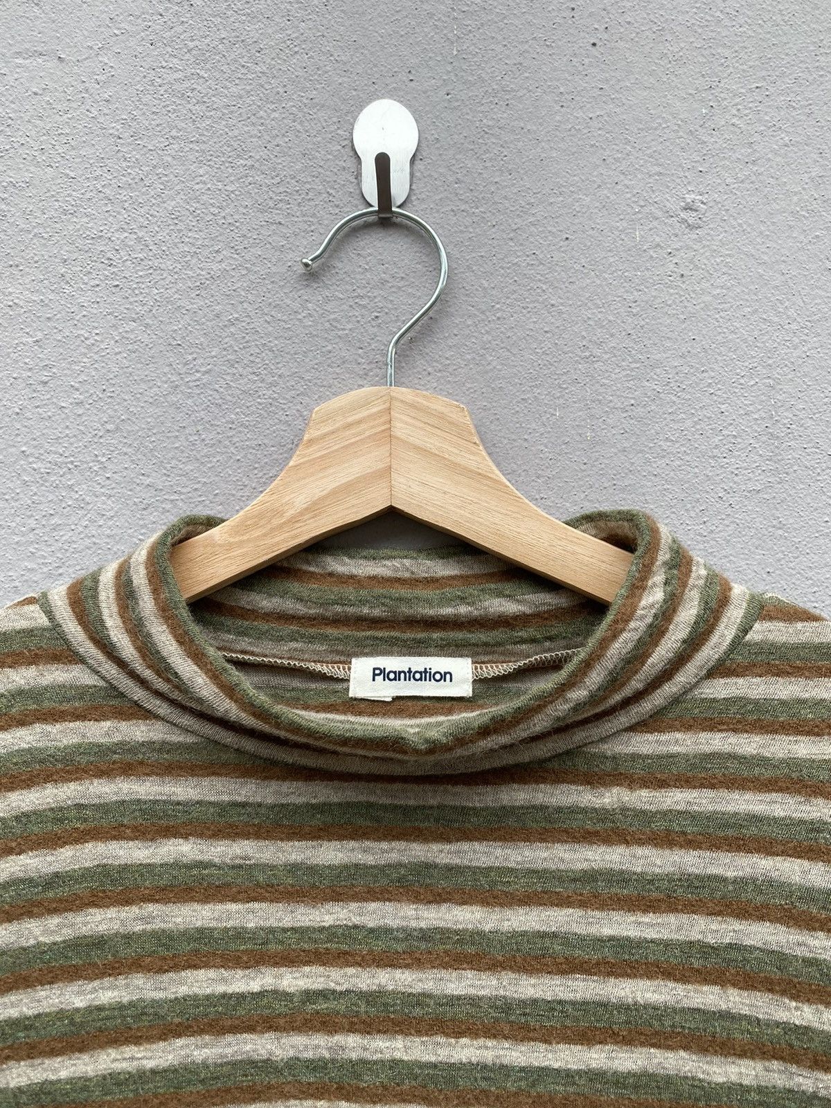 Issey Miyake Iconic Turtleneck PLANTATION by Issey Miyake Extra LS Wool Size M / US 6-8 / IT 42-44 - 3 Thumbnail