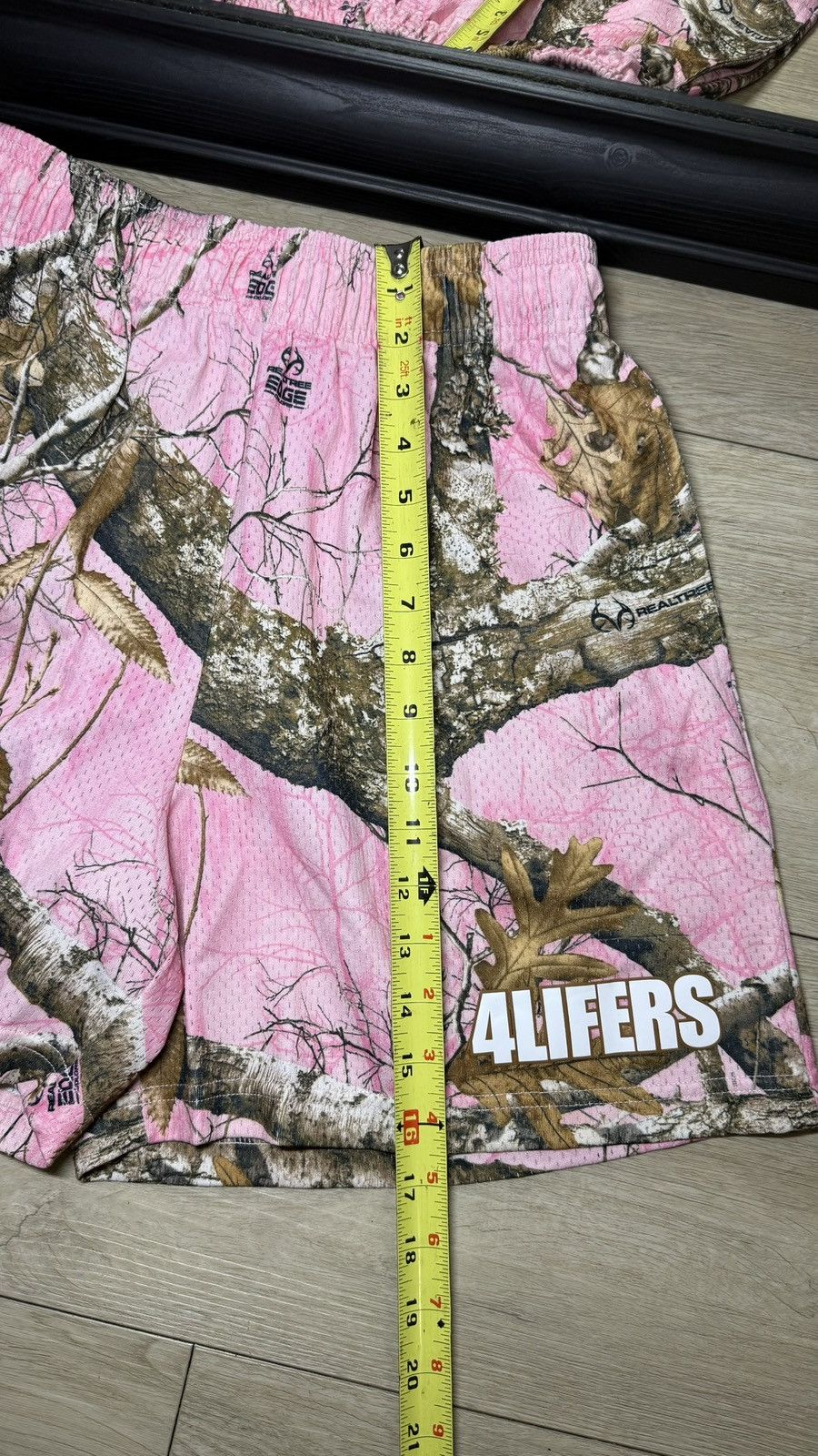 Realtree Y2K Bravest Studios Pink RealTree Basketball Short Size 34" / US 12 / IT 48 - 6 Thumbnail