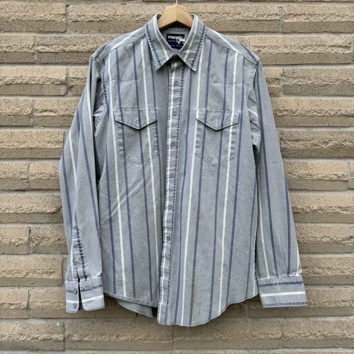 Wrangler brushpopper X-Long Tails 16 1/2-35 Striped Shirt