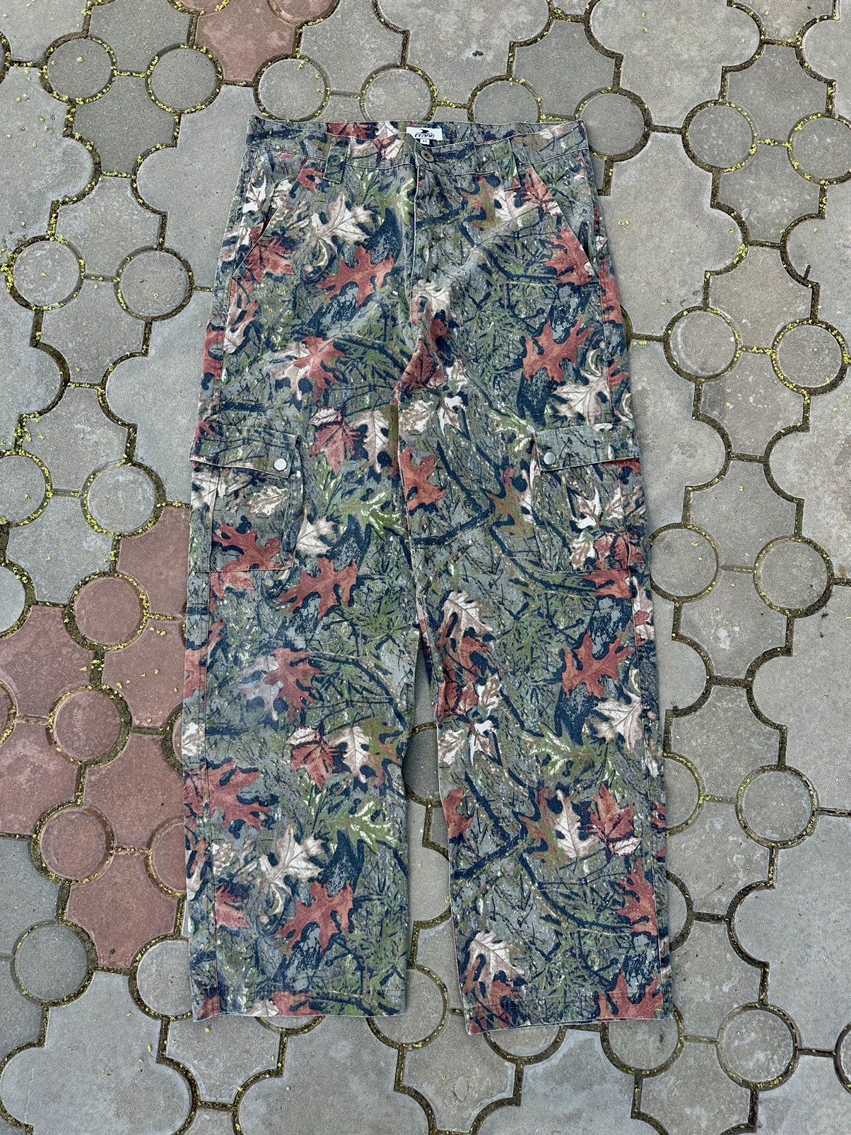 Realtree × Vintage Vintage Realtree Mossy Oak Cargo Parachute Pants Size US 32 / EU 48 - 1 Thumbnail