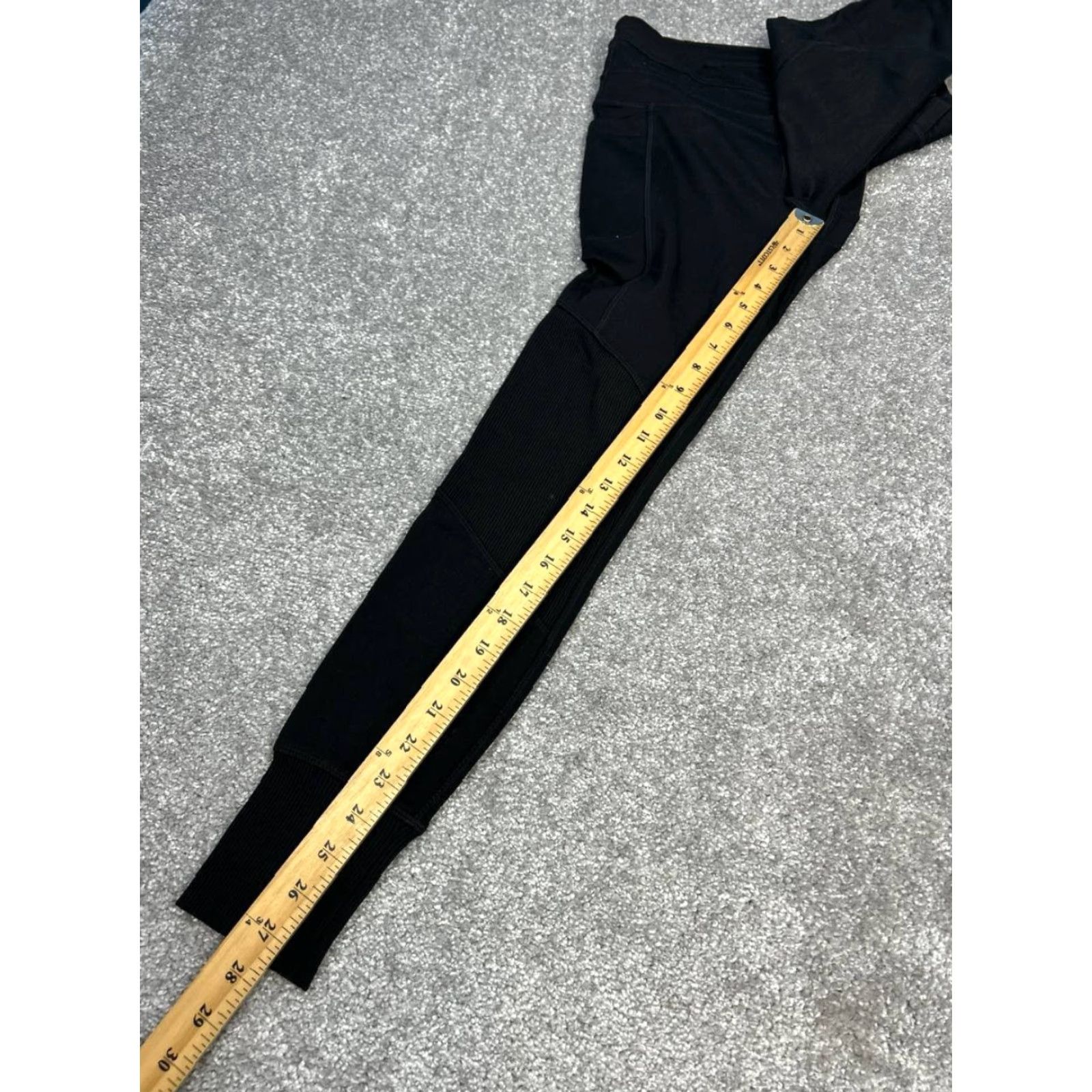Athleta Athleta Excursion Tight Joggers Womens S Black Nylon Spandex Mid Rise 27.5 Inseam Running Jogging Athleisure Pocket Comfort Easy Care Size 28" / US 6 / IT 42 - 5 Thumbnail