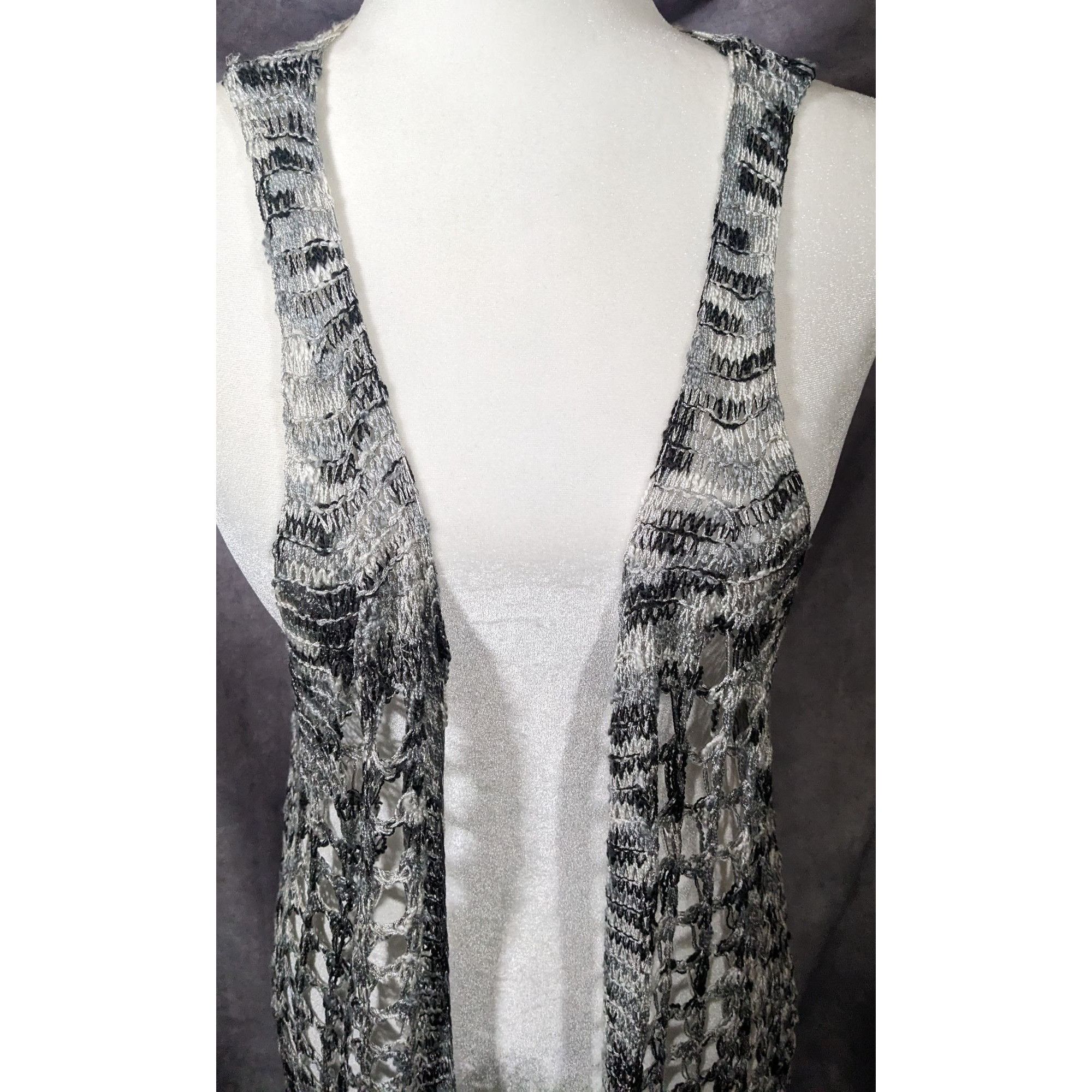 Other And'Or Knit Crochet Fringe Vest With Lace Details Size S/M Size S / US 4 / IT 40 - 13 Thumbnail