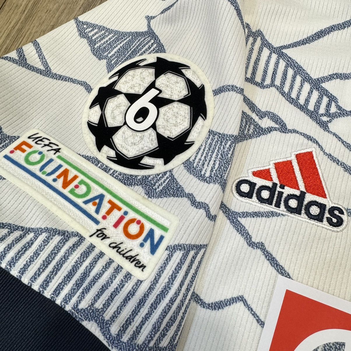 Sports Specialties Bayern Munich 21/22 C/L third away shirt #25 Muller Size US XL / EU 56 / 4 - 6 Thumbnail