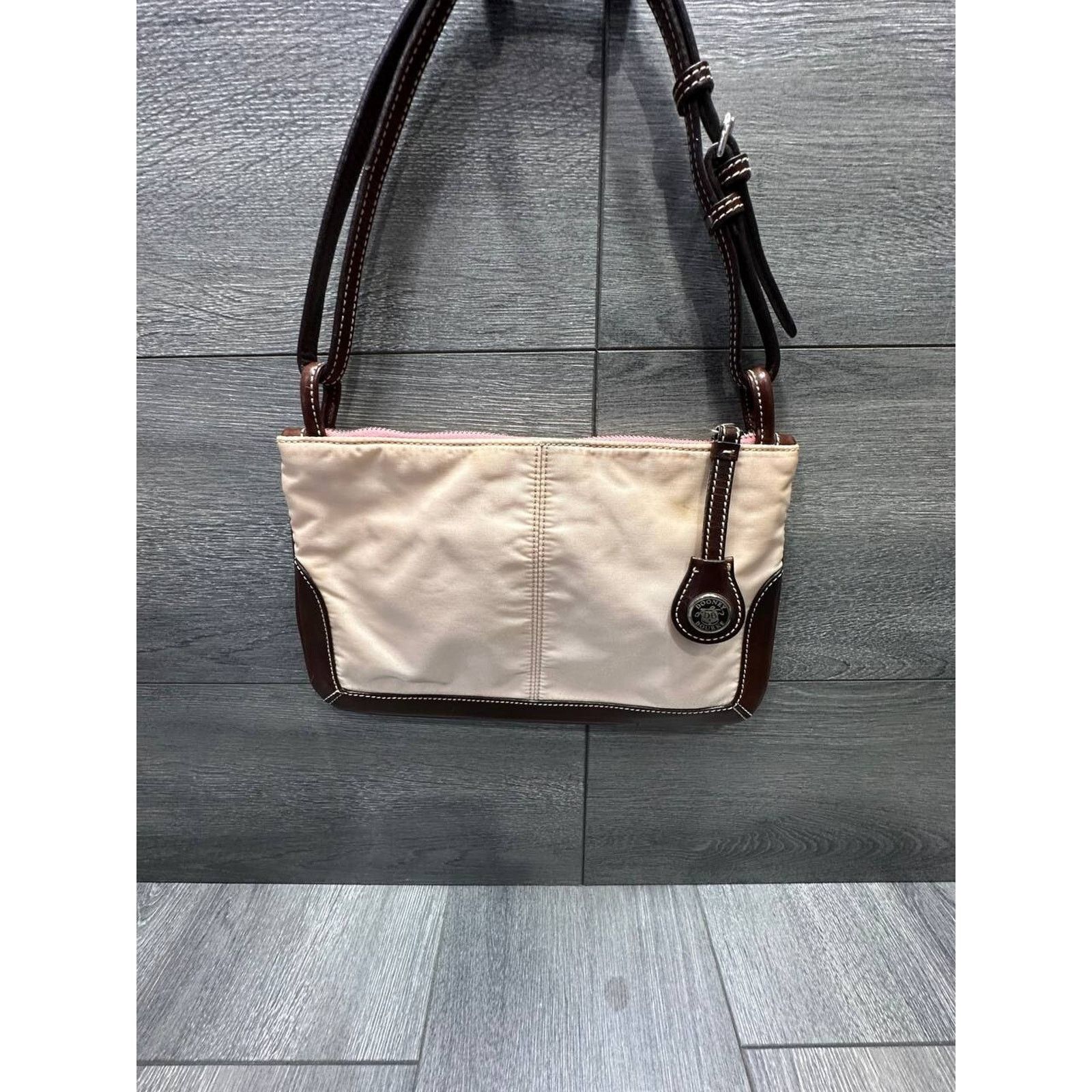 Dooney & Bourke Vintage Dooney & Bourke small shoulder bag Beige B000483 Size ONE SIZE - 5 Thumbnail