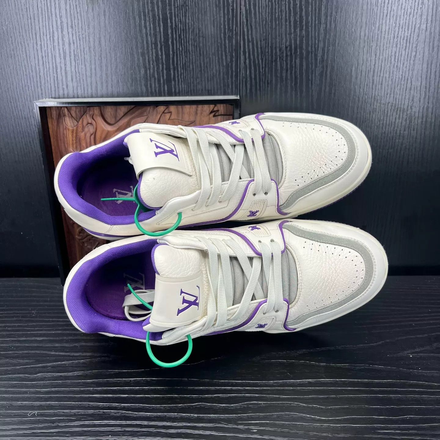 Louis Vuitton LV Trainer White Purple 41 Size US 8 / EU 41 - 5 Thumbnail