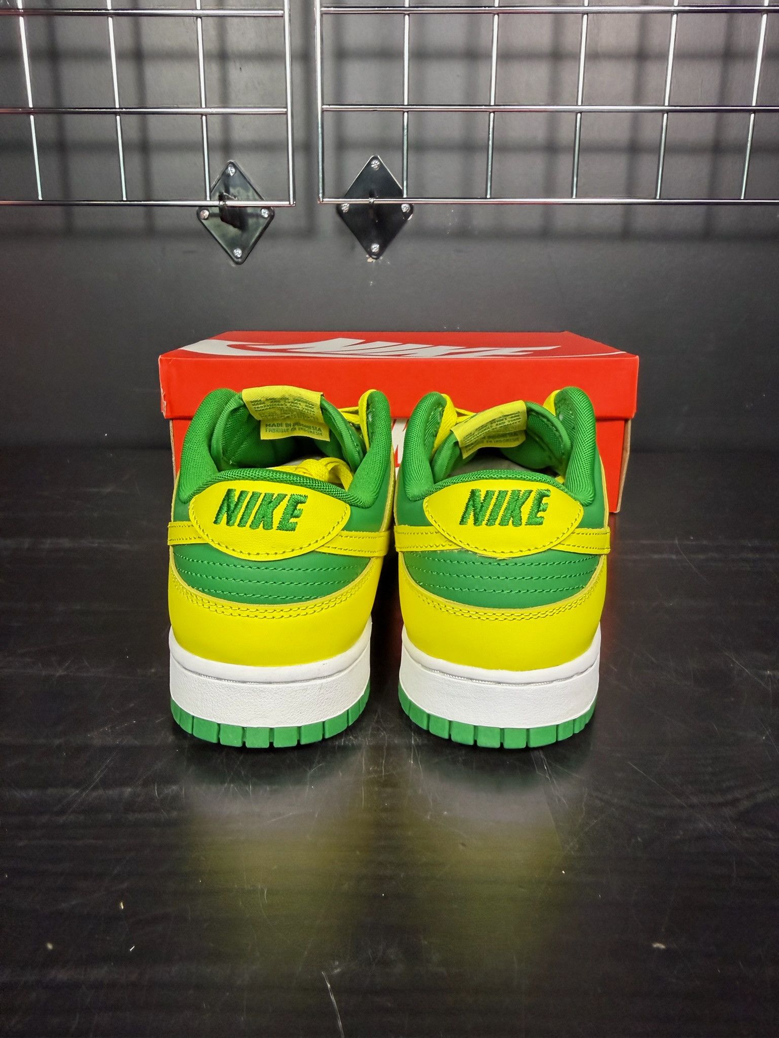Nike Nike Dunk Low "Reverse Brazil" - Size 11.5 Size US 11.5 / EU 44-45 - 2 Thumbnail