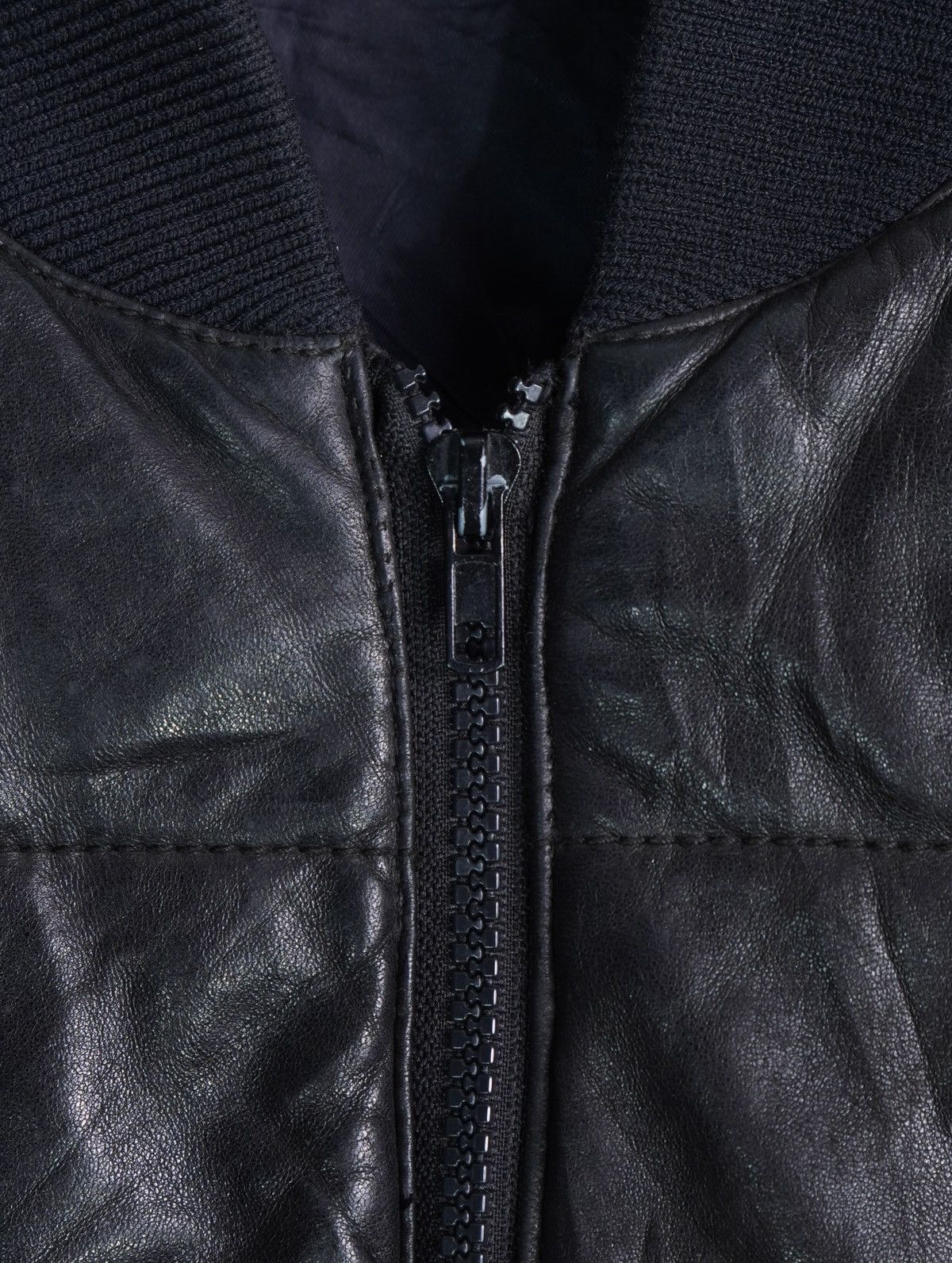 Gucci By Tom Ford FW98 Quilted Leather Bomber Jacket Size US M / EU 48-50 / 2 - 4 Thumbnail