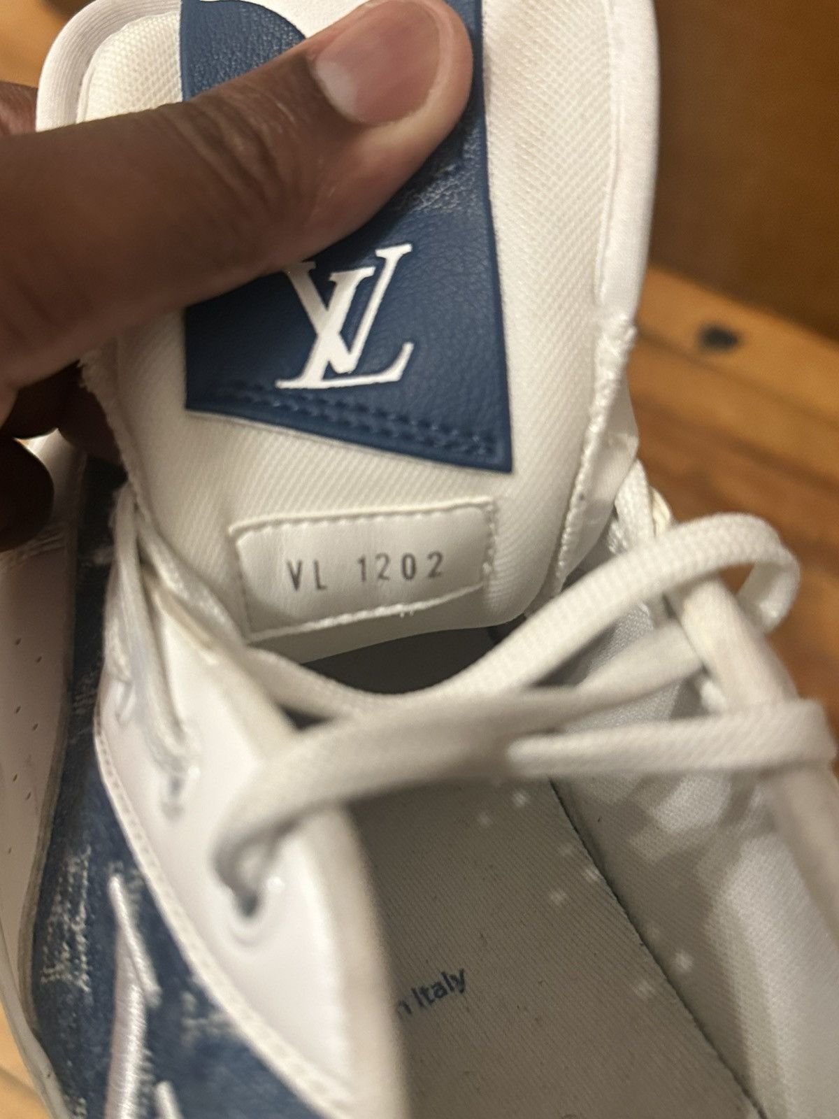 Louis Vuitton White and Blue louis vuitton sneakers Size US 10 / IT 40 - 8 Thumbnail