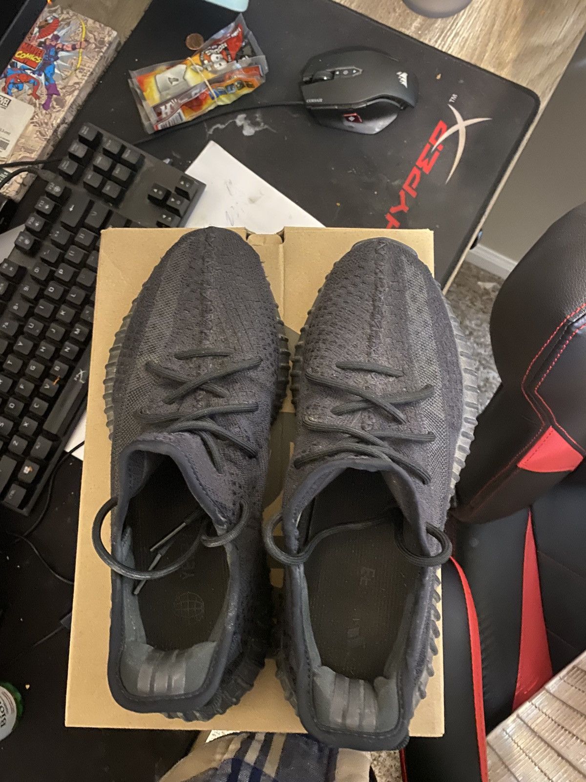 Yeezy Yeezy 350 v2 onyx Size US 10.5 / EU 43-44 - 5 Thumbnail