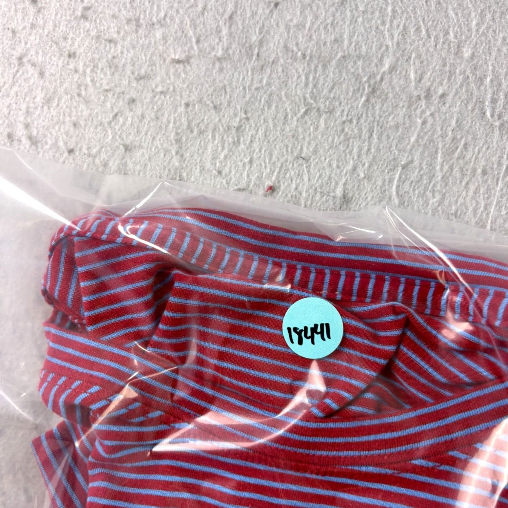 Lululemon Lululemon Shirt Mens L Red Striped Long Sleeve Crew Neck Basic Athleisure Shirt Size US L / EU 52-54 / 3 - 7 Thumbnail