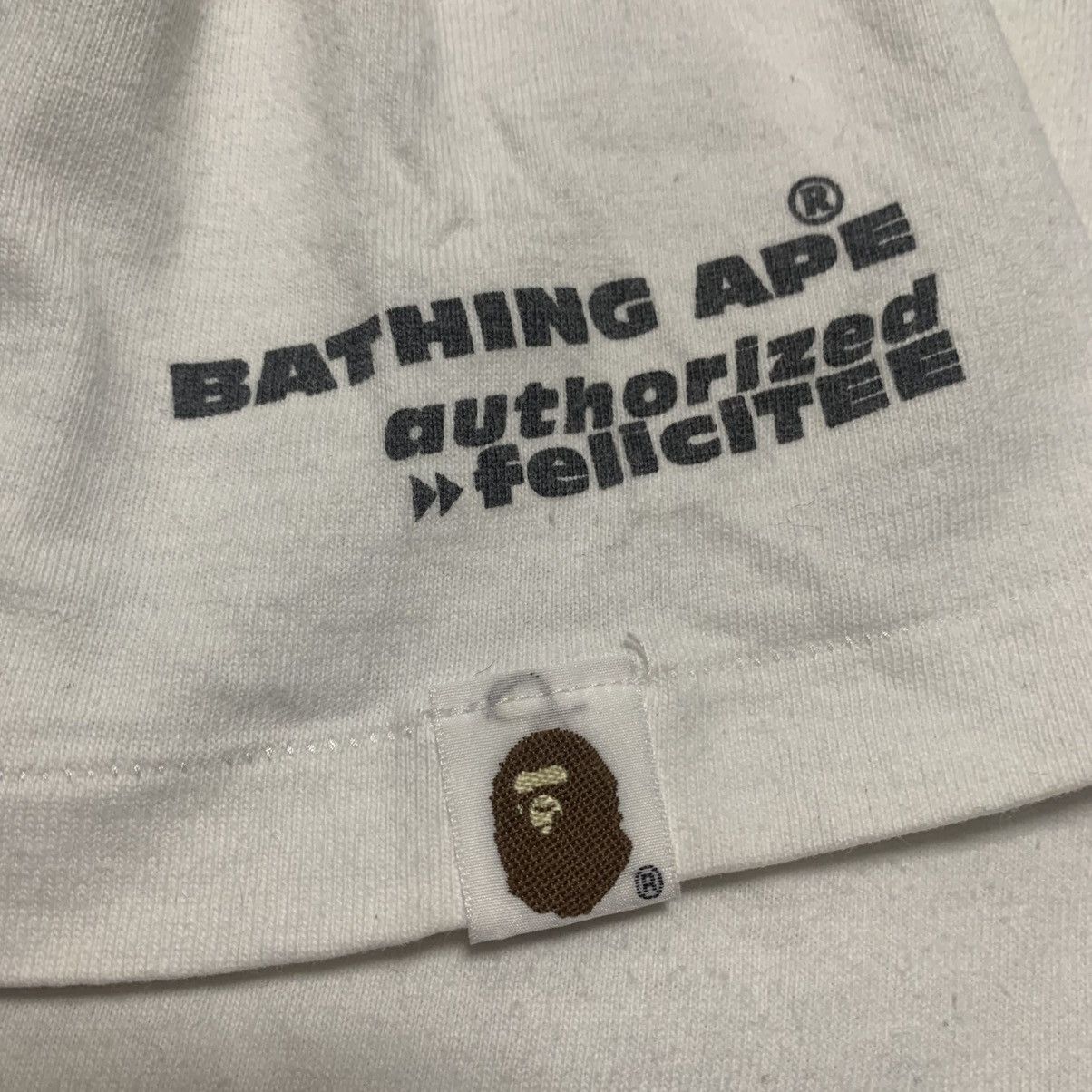 Bape Bape Large Bathing Ape White Tee Vintage OG 90s Size US L / EU 52-54 / 3 - 7 Thumbnail