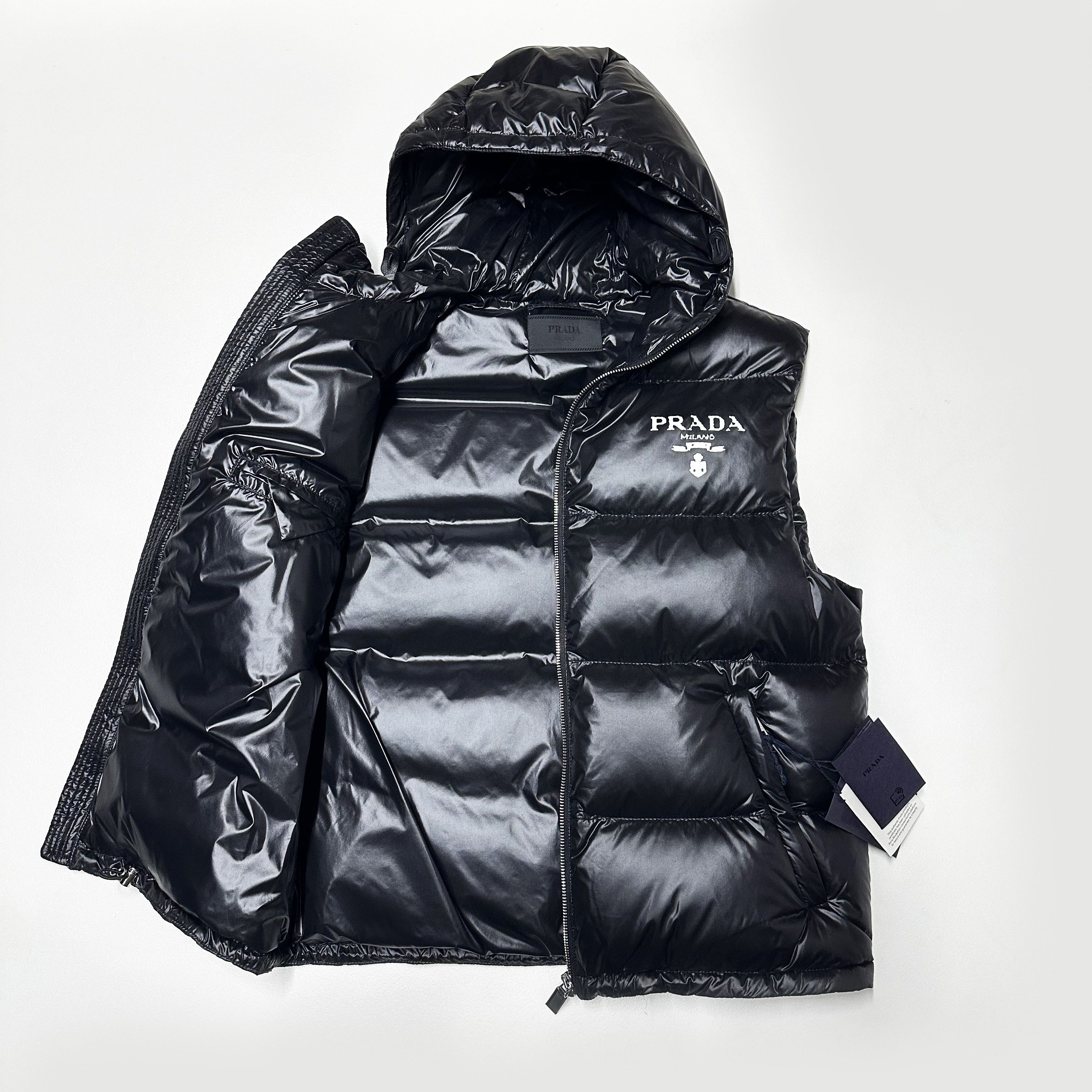 Prada Prada mens size S M black re-nylon Jacket gilet Vest Size US S / EU 44-46 / 1 - 7 Thumbnail