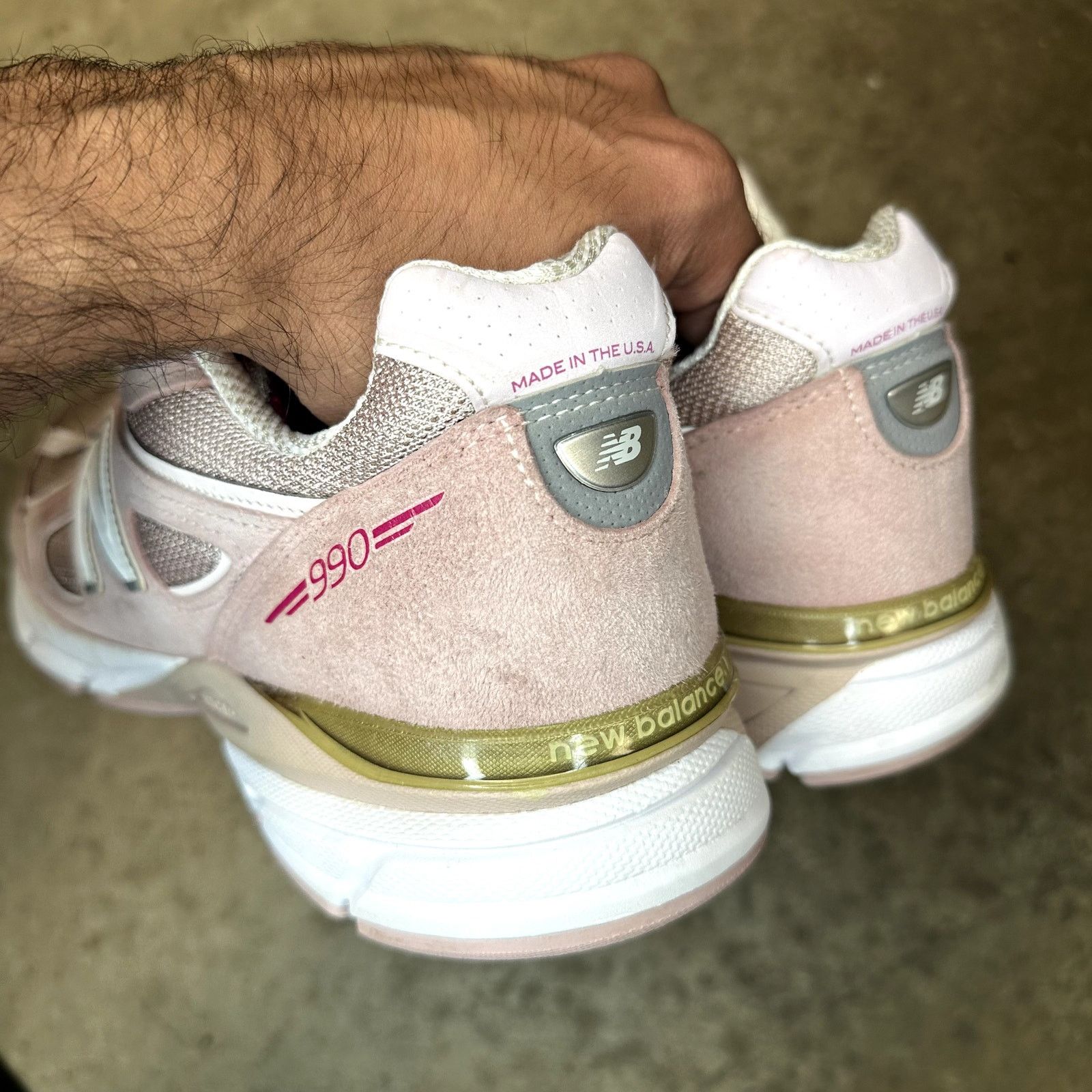 New Balance New Balance 990v4 'Breast Cancer Awareness' Size US 11.5 / EU 44-45 - 5 Thumbnail