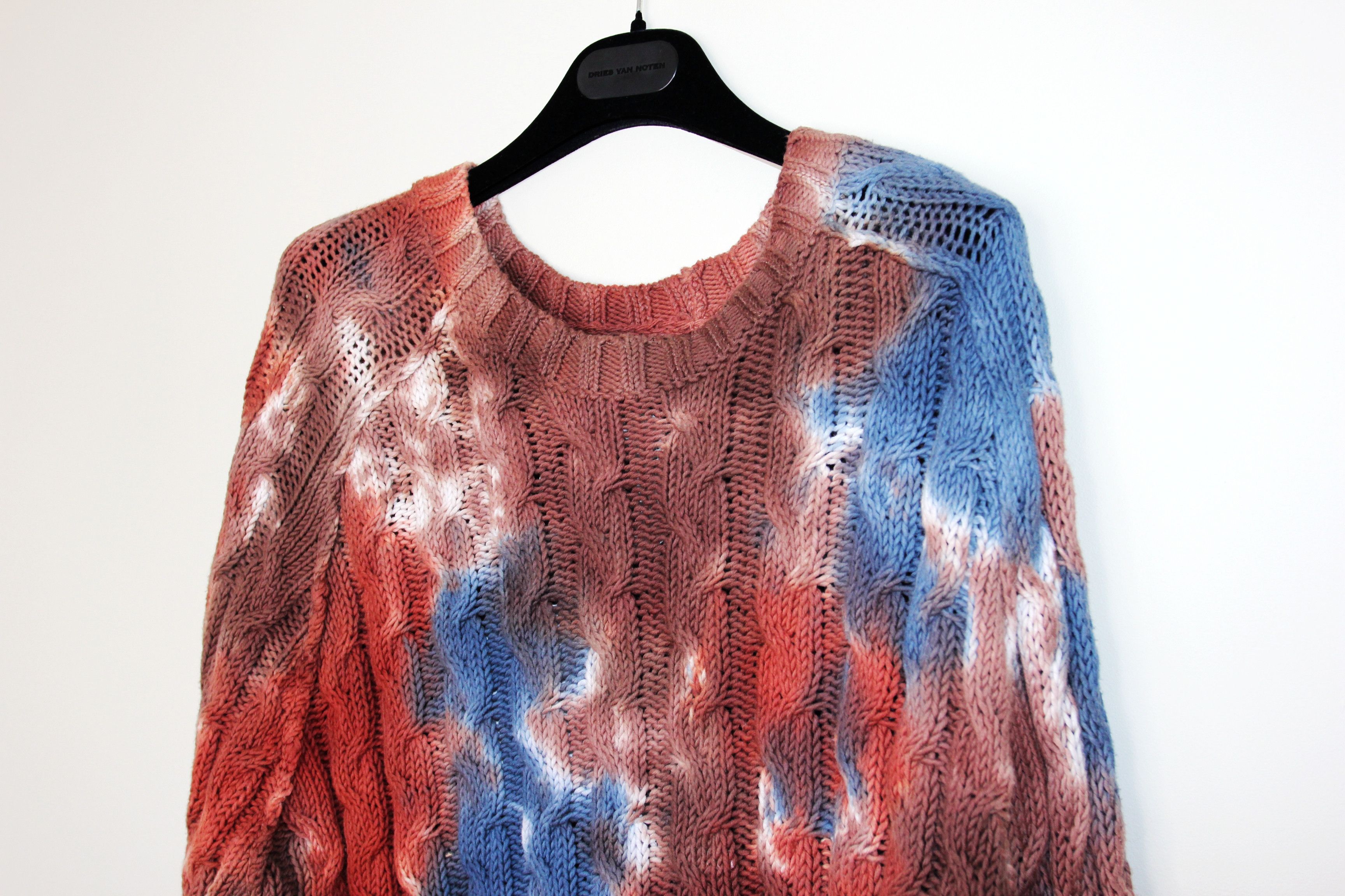 Acne Studios BNWT AW23 ACNE STUDIOS TIE-DYE CABLE KNIT SWEATER M Size US M / EU 48-50 / 2 - 4 Thumbnail