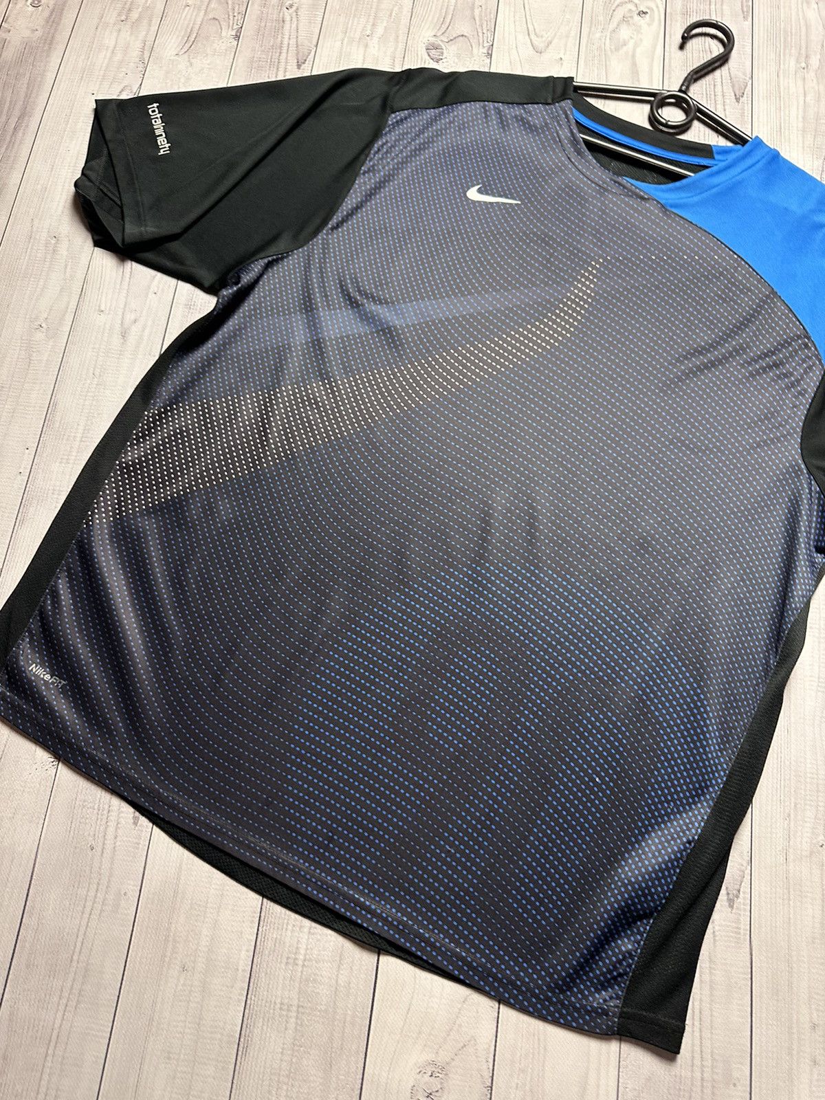 Nike × Vintage Vintage Nike total 90 logo soccer jersey size XL Size US XL / EU 56 / 4 - 4 Thumbnail