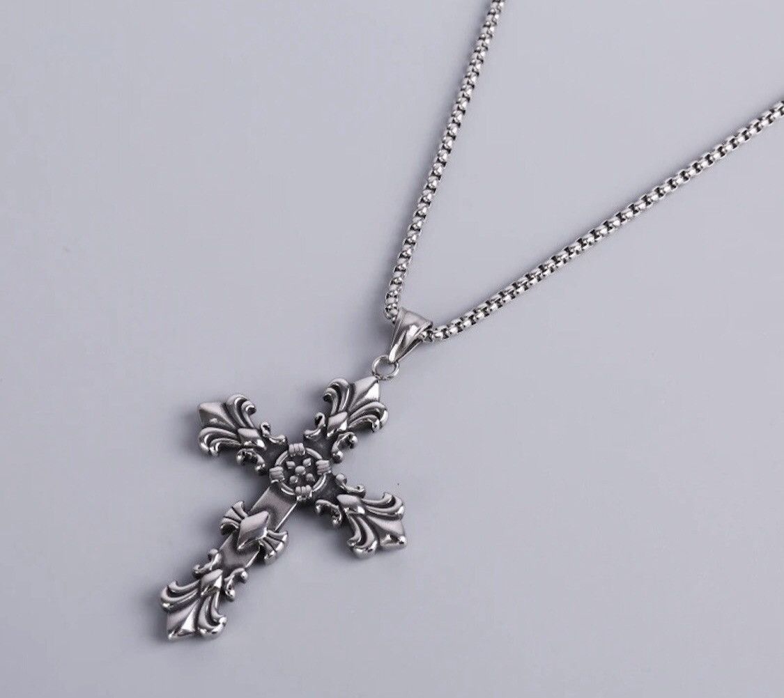 Jewelry Cross Pendant Necklace Size ONE SIZE - 3 Thumbnail