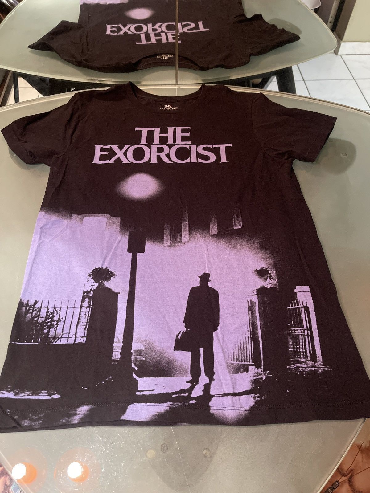 Hot Topic The Exorcist All Over Cover Art Hot Topic M Shirt Size US M / EU 48-50 / 2 - 3 Thumbnail