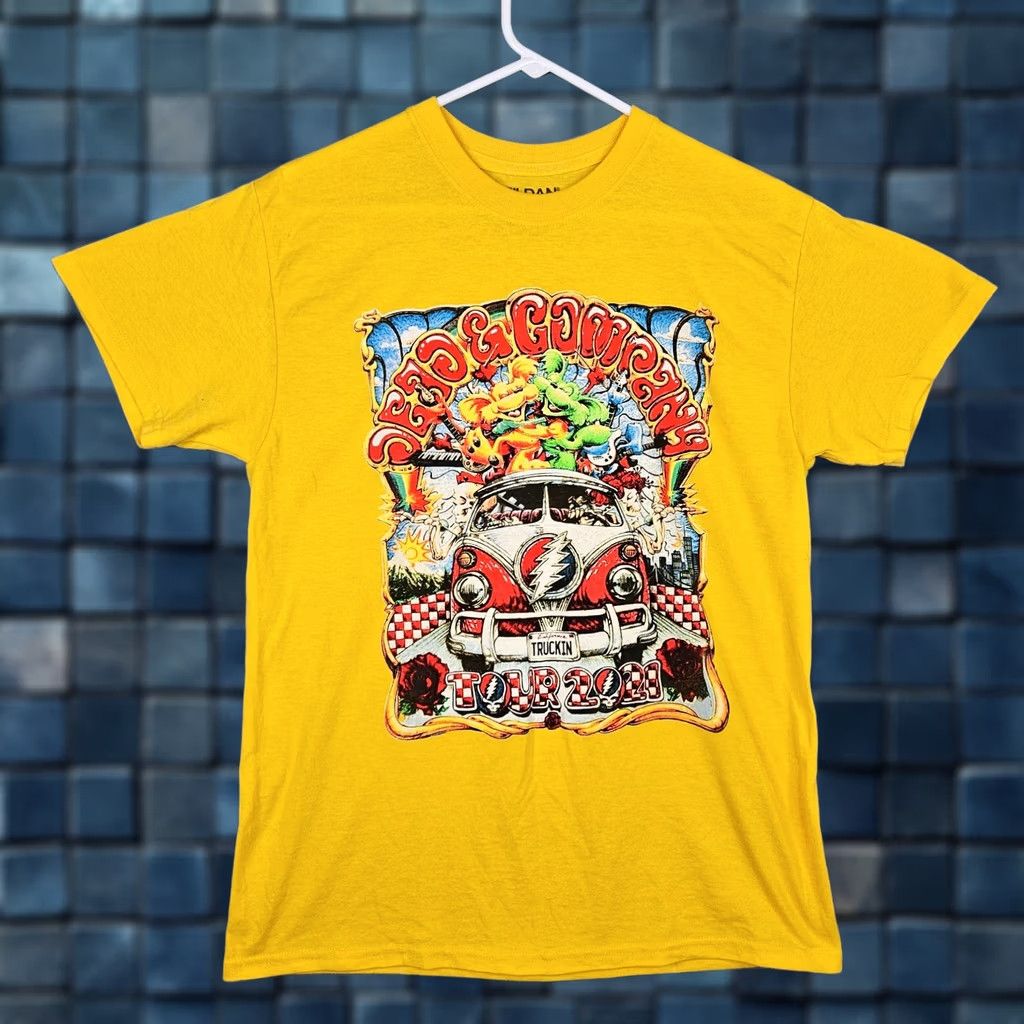 Gildan Grateful Dead and company Tour 2021 Yellow Graphic Tee Size M Shirt Men Regular Cotton Gildan Music XS? Size US M / EU 48-50 / 2 - 1 Thumbnail