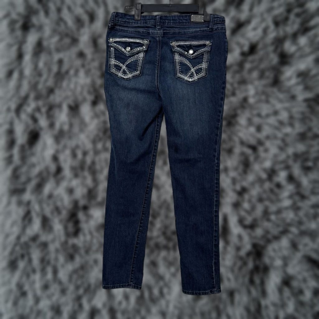 Vintage VINTAGE Earl Jeans Jeans 6 Skinny Dark Wash Embellished Retro Y2K Western Glam Edgy Cowboy 31W 29.5in Mid Rise 5-Pocket Blue Womens Shirt? Size 28" / US 6 / IT 42 - 1 Thumbnail