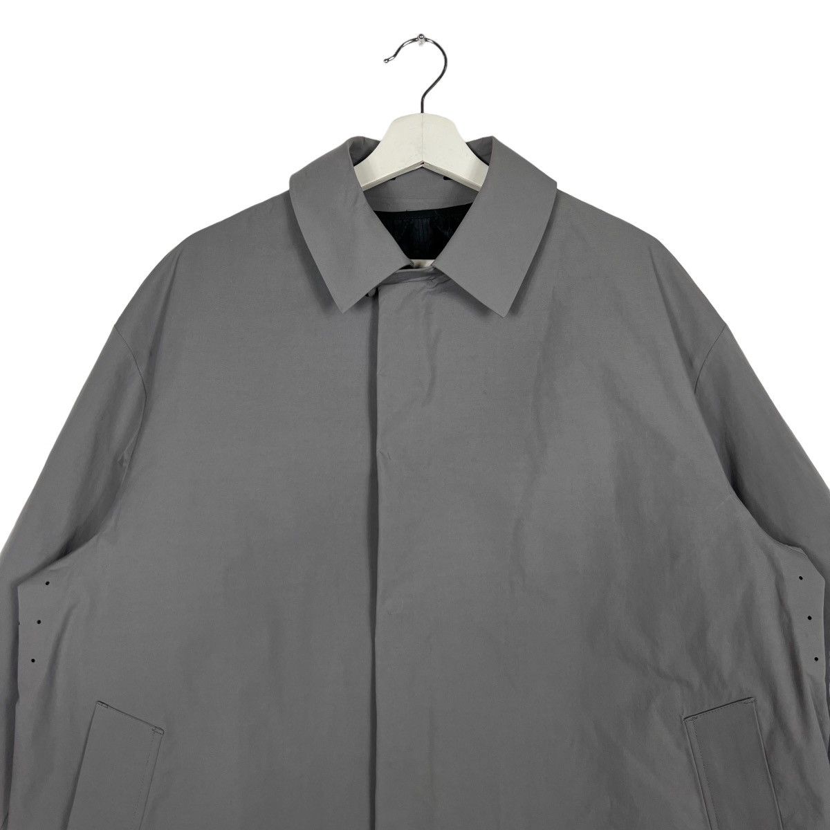 Attachment 🔥 RARE SAMPLE ATTACHMENT MINIMALISM INSULATION RAINCOATS Size US L / EU 52-54 / 3 - 4 Thumbnail