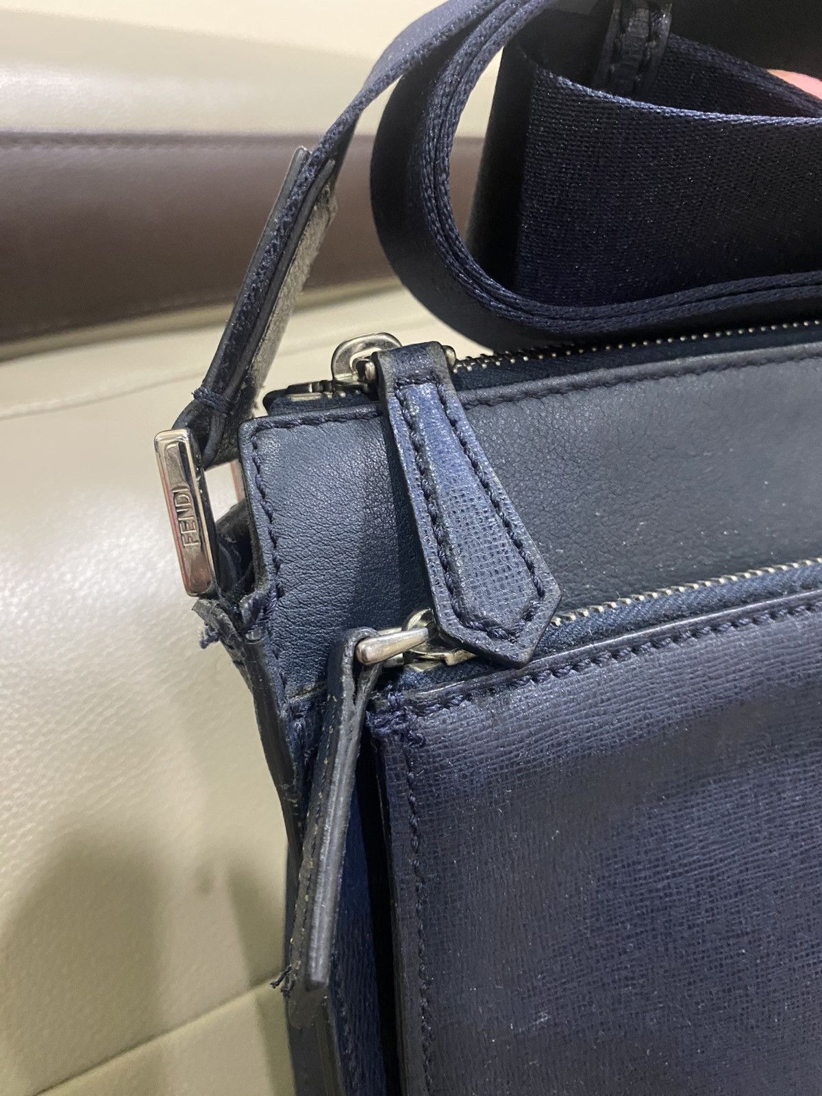 Fendi Authentic Fendi Roma Sling Leather Bag Size ONE SIZE - 6 Thumbnail