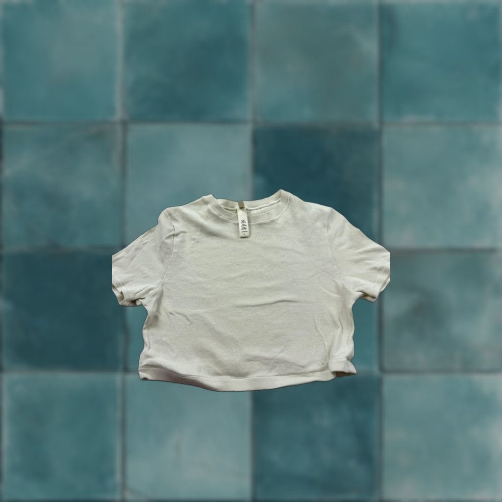 SKIMS Skims Shirt Womens L Cream Cropped Short Sleeve Crewneck Textured Stretch Size L / US 10 / IT 46 - 1 Thumbnail