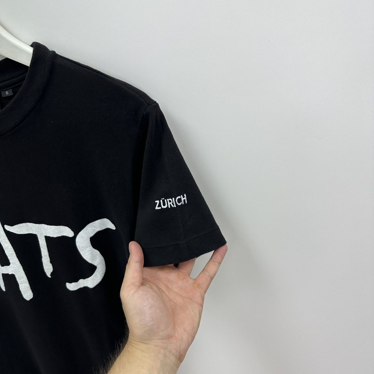 Vintage Vintage 80s Cats Music film tee Zurich 1981 rare Eyes y2k Size US S / EU 44-46 / 1 - 6 Thumbnail