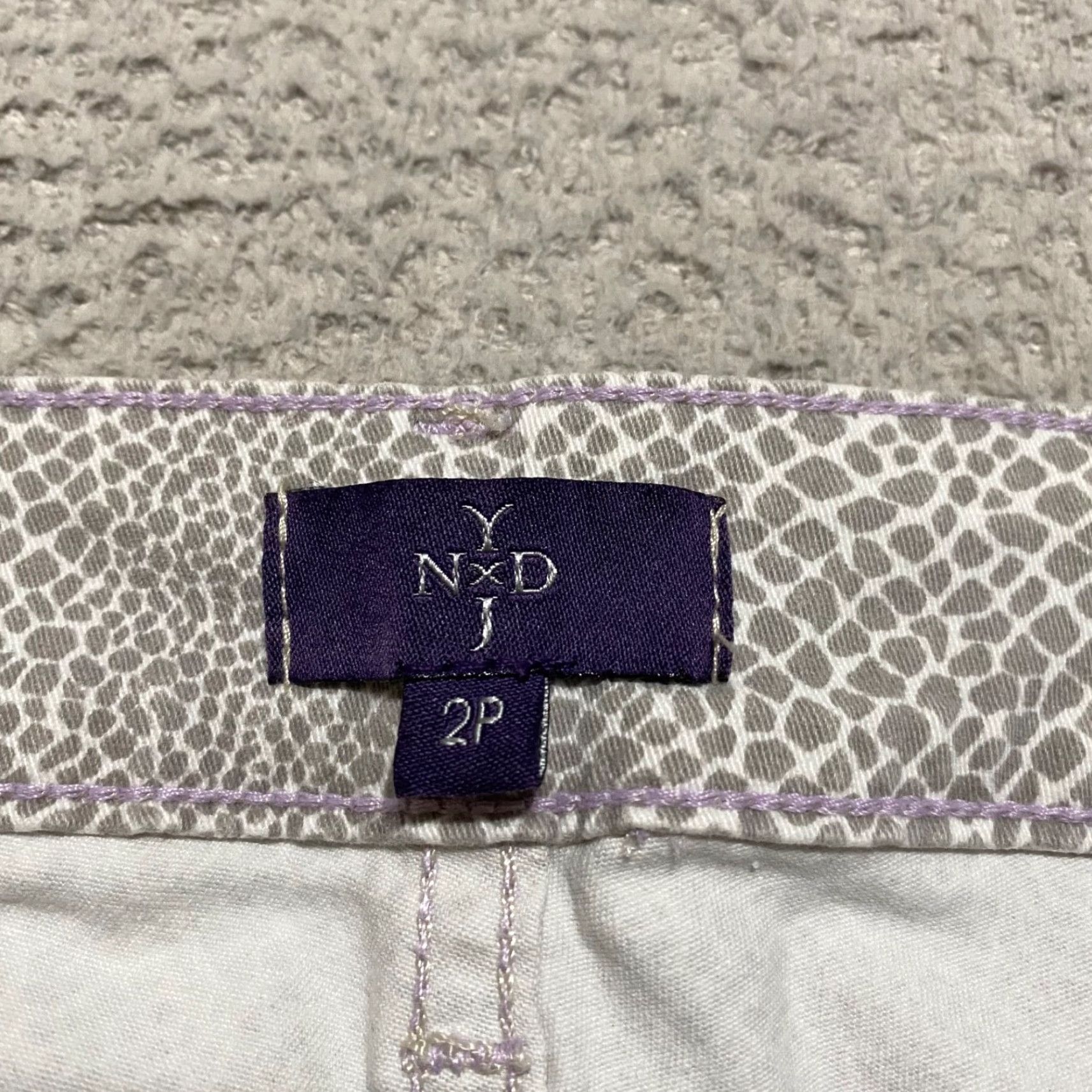 NYDJ NYDJ Jeans Womens 2P Gray Denim Animal Print Ankle Petites Mid Rise Size 26" / US 2 / IT 38 - 3 Thumbnail