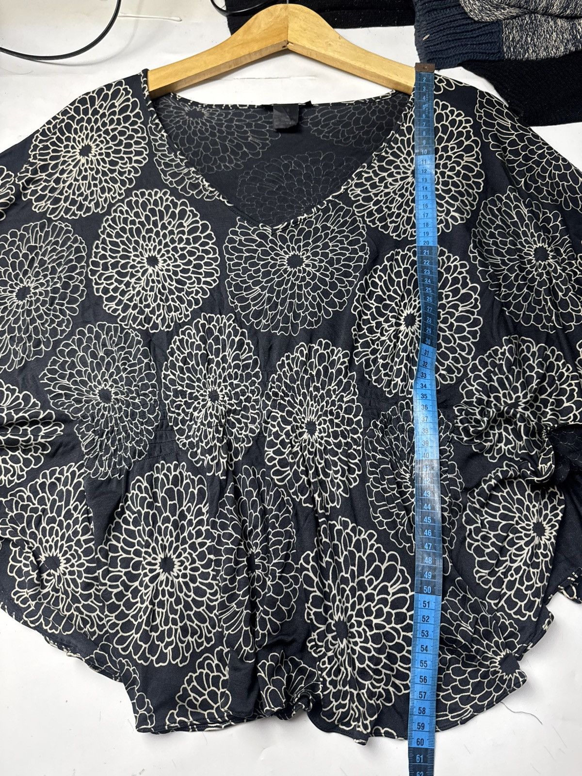 Vivienne Tam Vivienne Tam Bat Styled Top Size M / US 6-8 / IT 42-44 - 8 Thumbnail