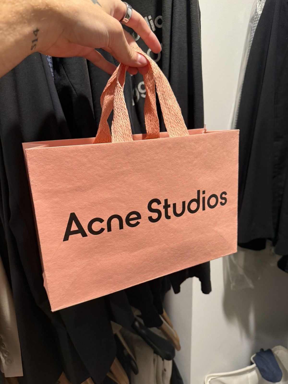 Acne Studios Acne Studios Long Sleeve Never Worn Size US S / EU 44-46 / 1 - 8 Thumbnail