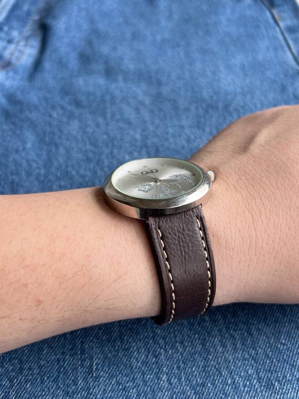 Japanese Brand × Vintage Vintage 🌸 Flowers Dial Japanese style futuristic Watch Size ONE SIZE - 3 Thumbnail