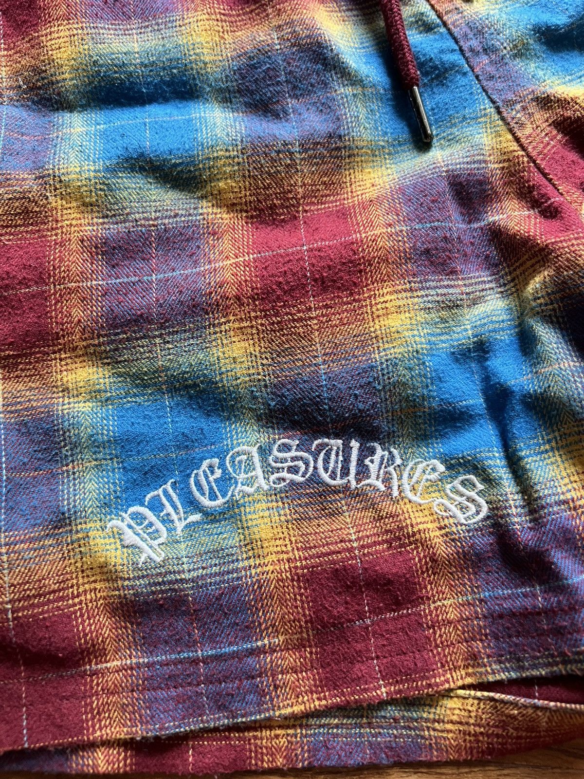 Pleasures Pleasures Shadow Plaid Shorts SS19 Size US 28 / EU 44 - 2 Thumbnail