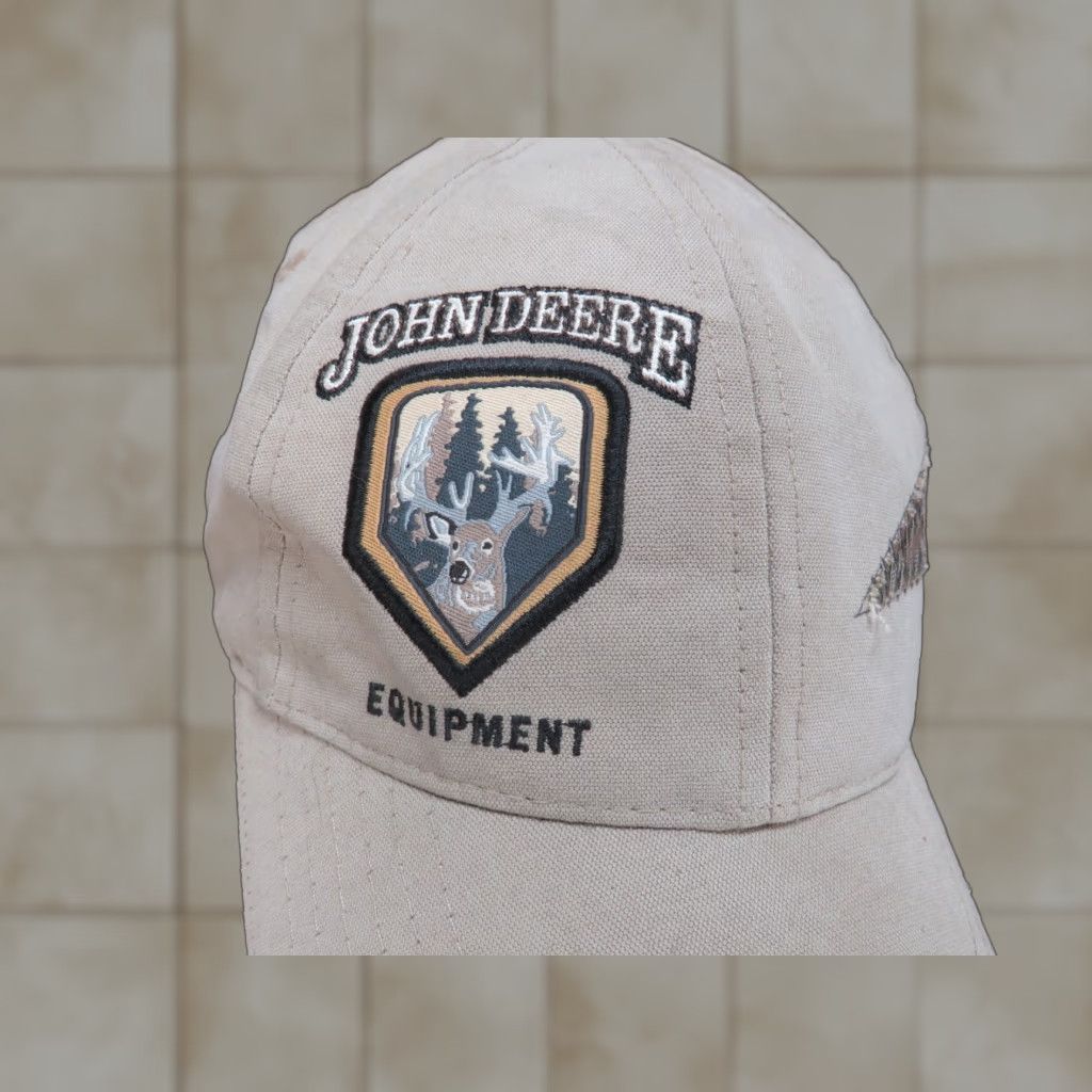 Equipment VTG John Deere Equipment Deer hunting camo Tractor trucker cap hat Size ONE SIZE - 1 Thumbnail