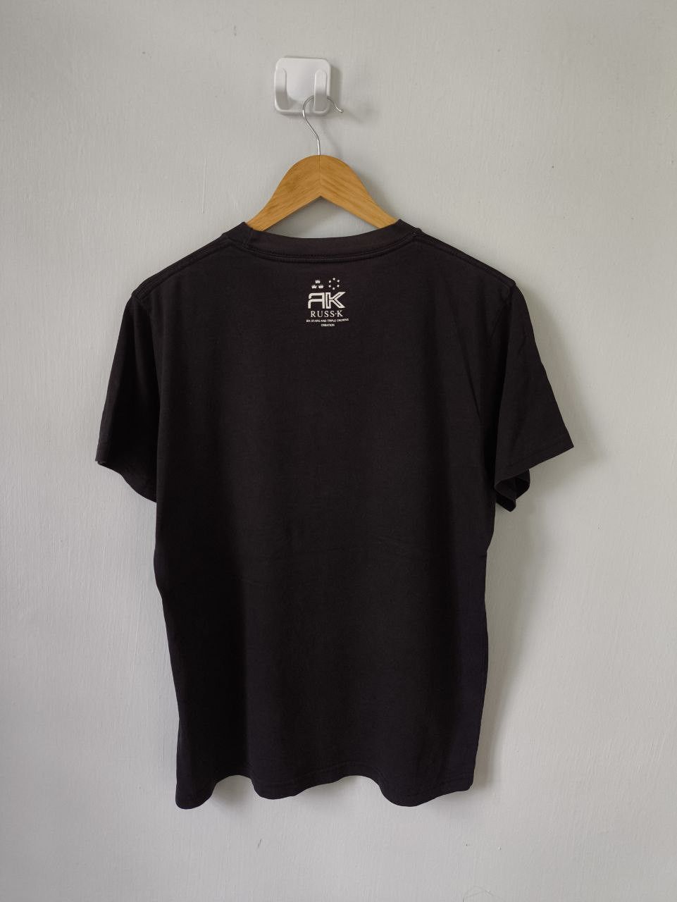 American Apparel BUZZER BEAT x RUSS-K Cliff Hero Graphic Tee Size US L / EU 52-54 / 3 - 2 Thumbnail