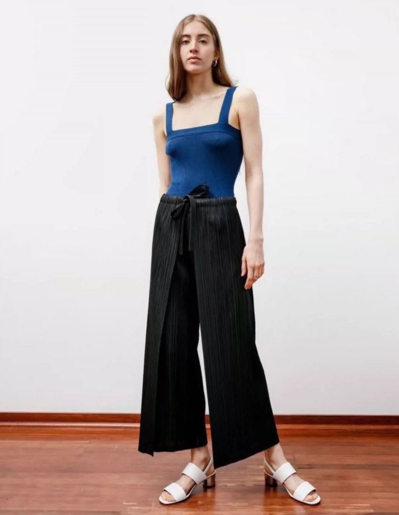 Issey Miyake Issey Miyake size:2 Black pleated pants Size 42" / US 20 - 2 Thumbnail