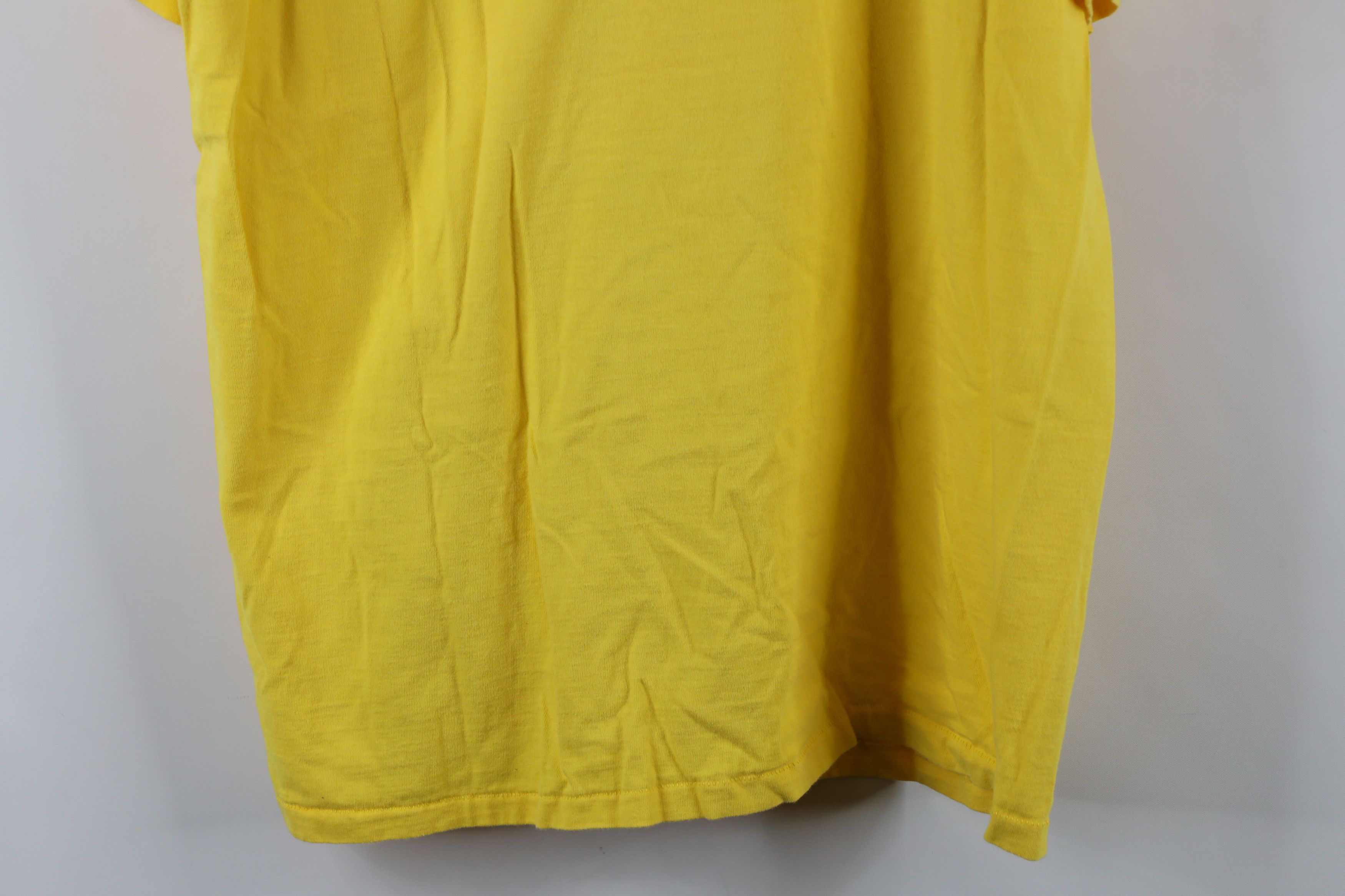 Vintage Vintage 90s Salem Cigarettes Out SoundWaves T-Shirt USA Size US XL / EU 56 / 4 - 10 Thumbnail