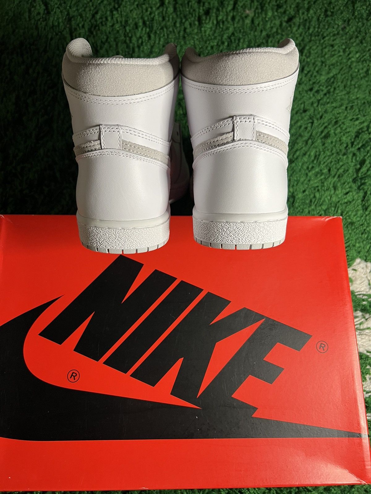 Jordan Brand × Nike Jordan 1 High 85 neutral grey Size US 10.5 / EU 43-44 - 3 Thumbnail