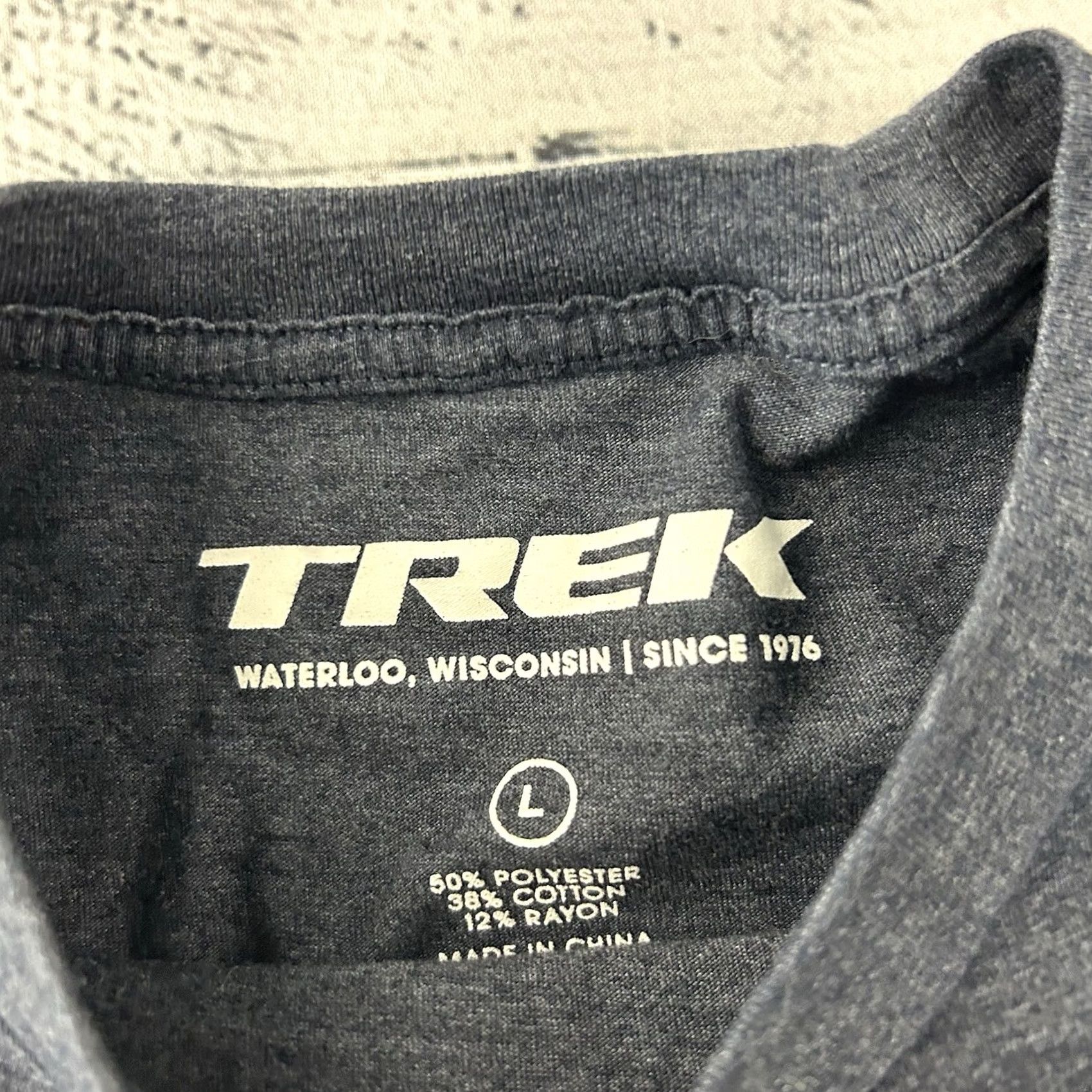 Vintage TREK Bicycles Short Sleeve T Shirt Men's Large Blue Size US L / EU 52-54 / 3 - 2 Thumbnail
