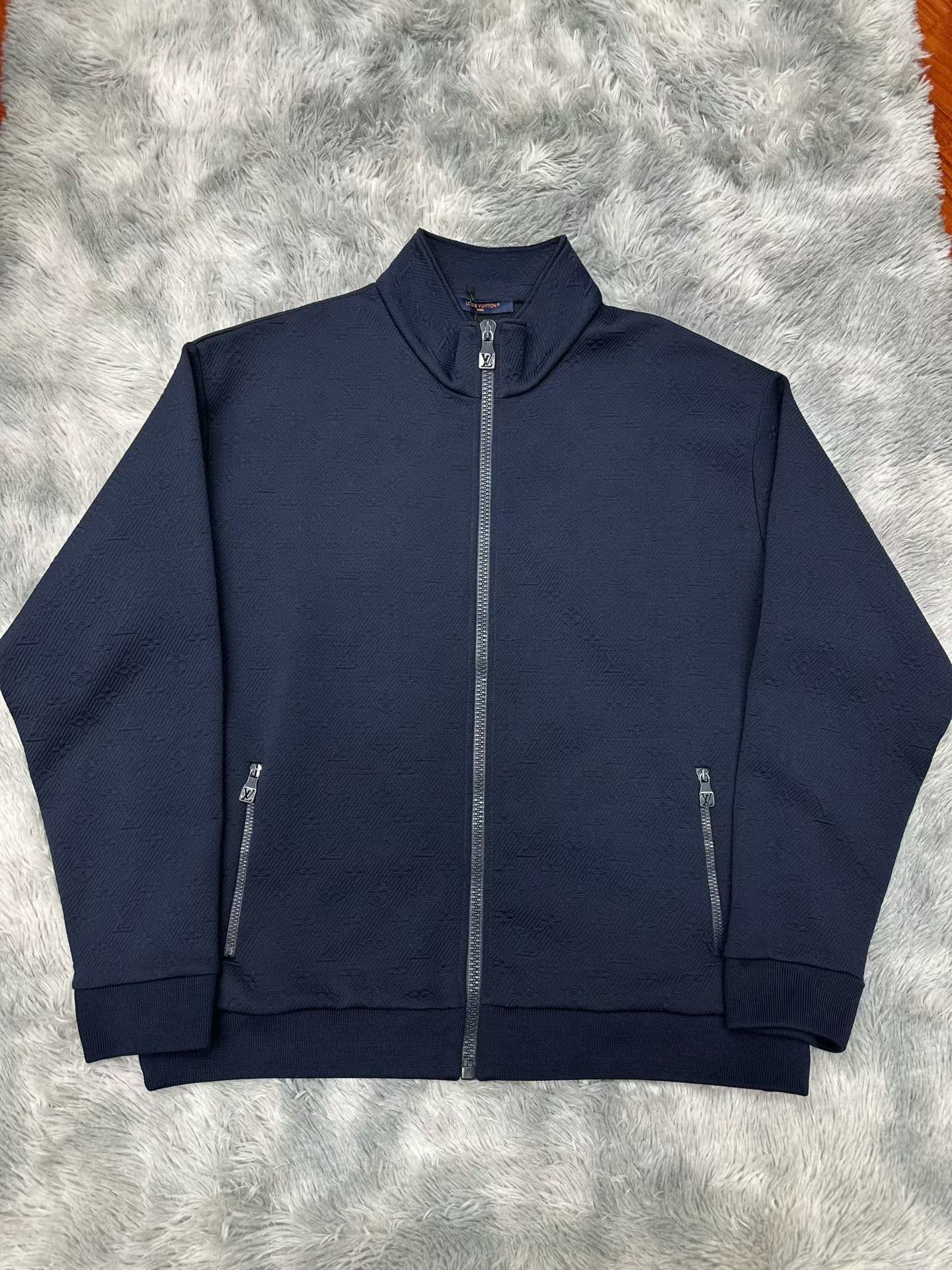 Louis Vuitton Louis Vuitton Light Jacket l Men Size US L / EU 52-54 / 3 - 1 Thumbnail