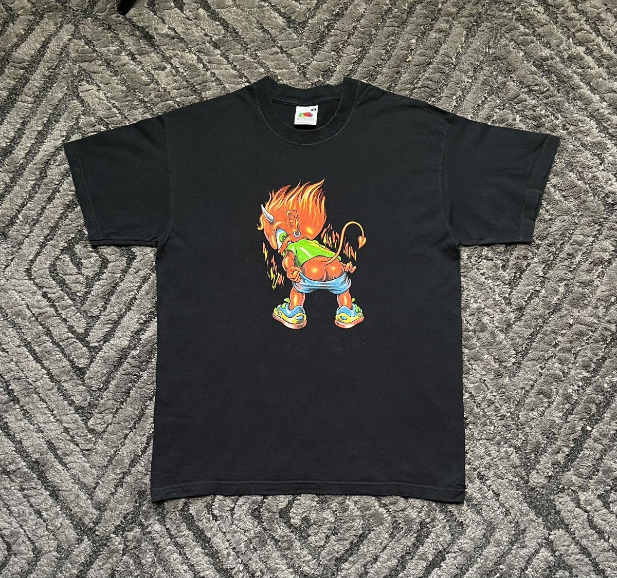 Vintage Vintage Black Tee T-shirt Print Funny Devil Ass Guffy Size US M / EU 48-50 / 2 - 1 Thumbnail
