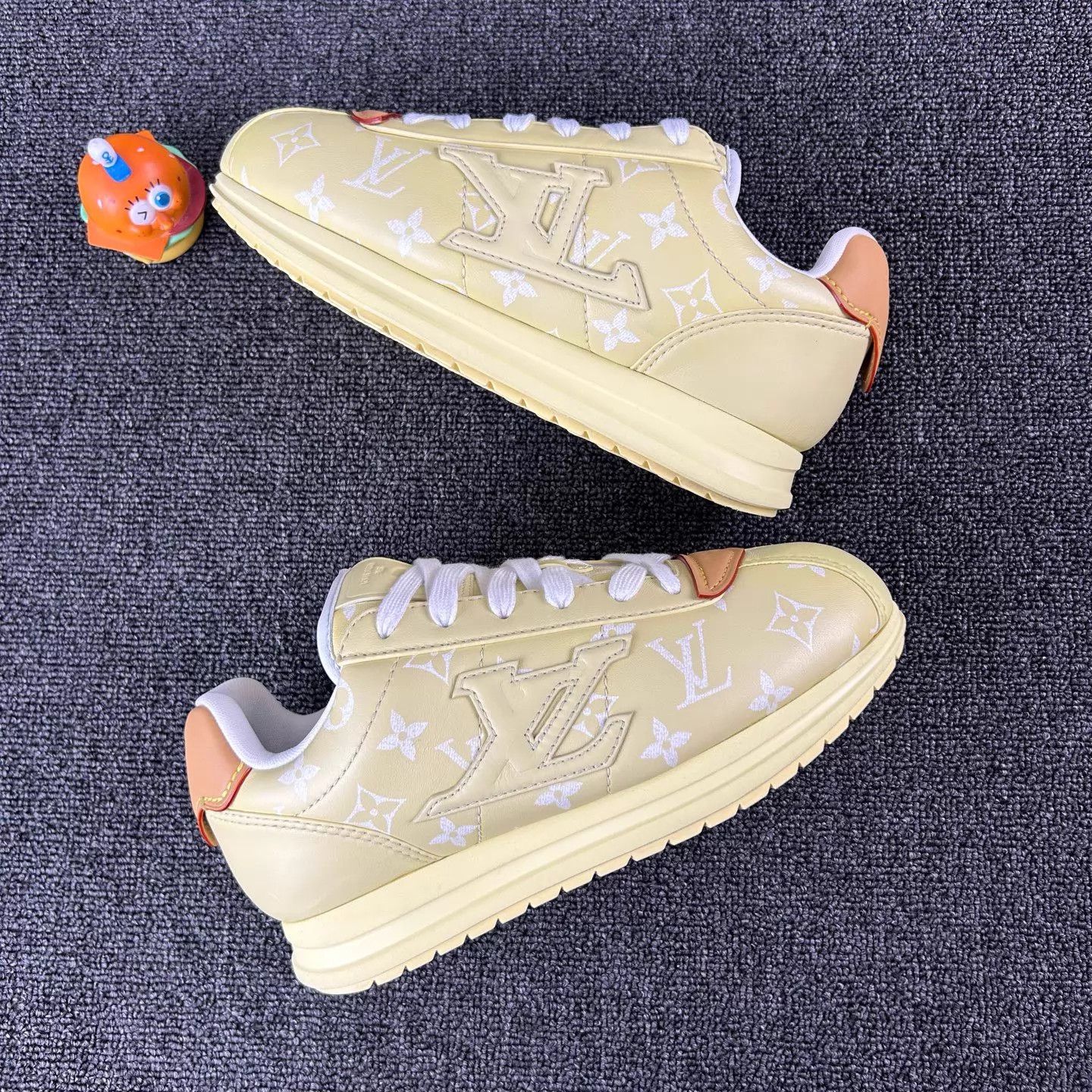 Louis Vuitton LV Yellow Monogram Casual Shoes 39 UK5 Size US 6 / EU 39 - 4 Thumbnail