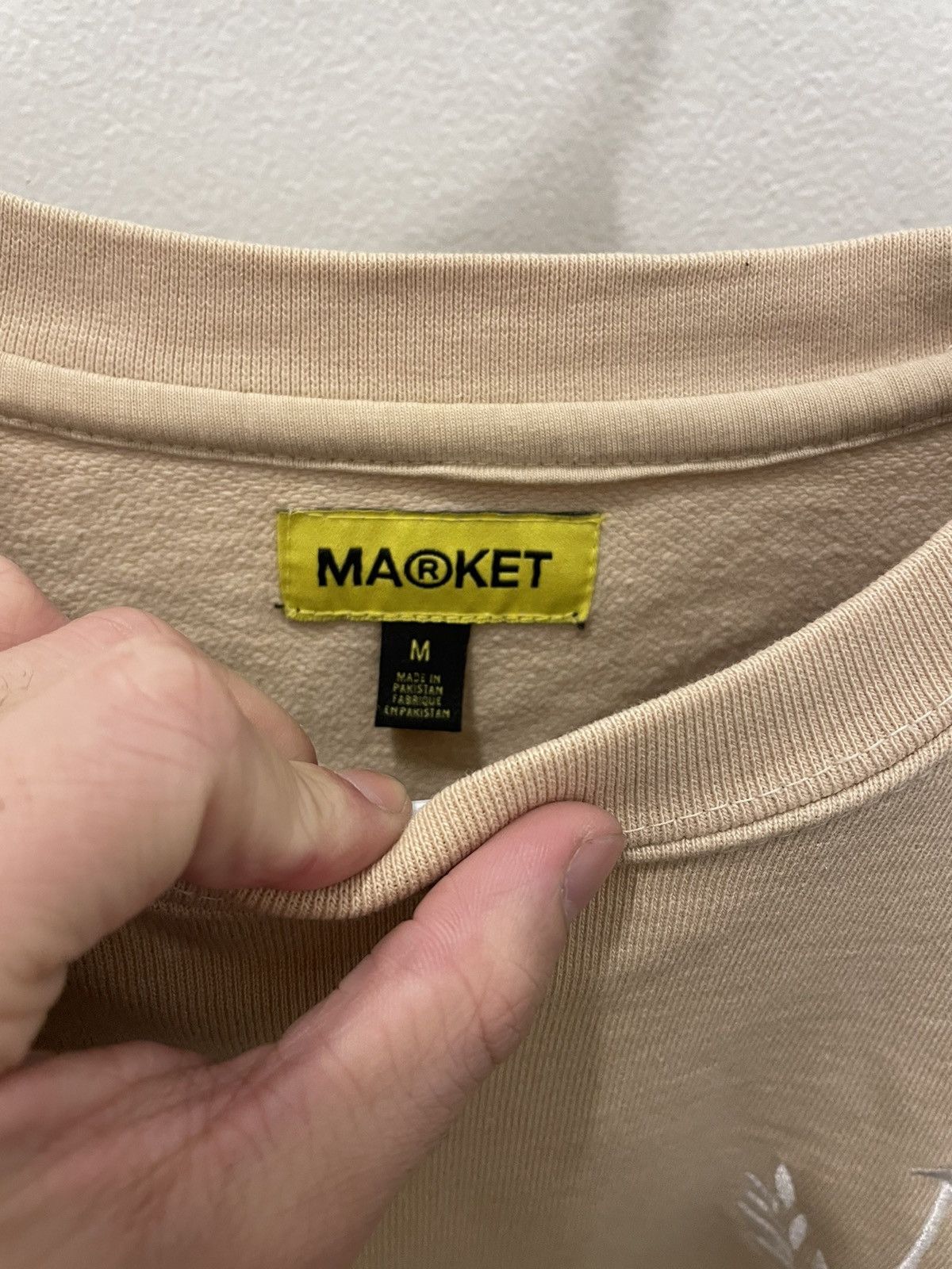Market Beige Premium Market Crewneck Carharrt Vintage Size US M / EU 48-50 / 2 - 4 Thumbnail