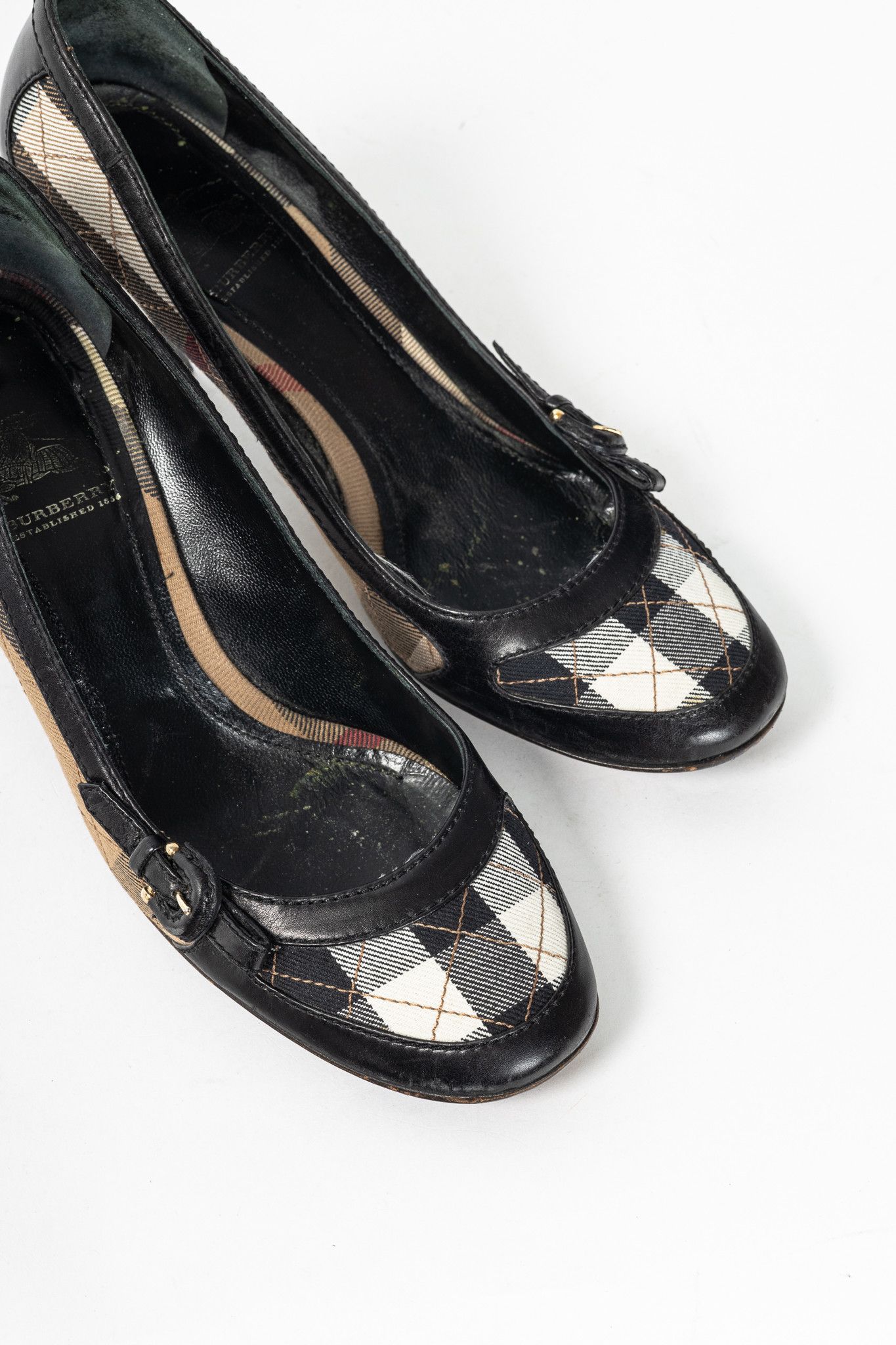 Burberry Burberry House Check & Leather Buckle Pumps Size US 6.5 / IT 36.5 - 6 Thumbnail