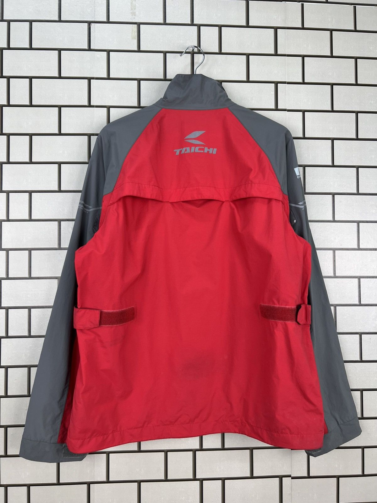 Vintage Vintage Taichi Racing Windbreaker Jacket Size US L / EU 52-54 / 3 - 11 Thumbnail