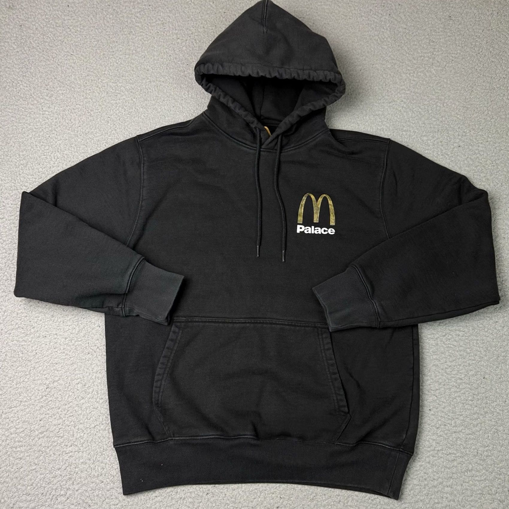 Palace Palace McDonalds Sweatshirt Hoodie Mens L Black Graphic Print Logo Pullover Crew Neck Hooded Skateboarding Jacket Type: Hoodie Size US L / EU 52-54 / 3 - 3 Thumbnail